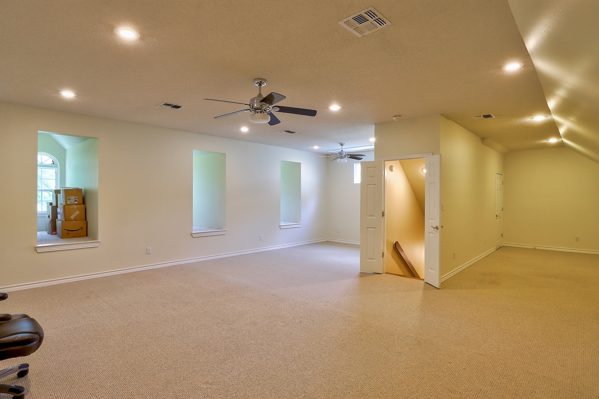 Texarkana, Texas, 75503, United States, 3 Bedrooms Bedrooms, ,4 BathroomsBathrooms,Residential,For Sale,1841636