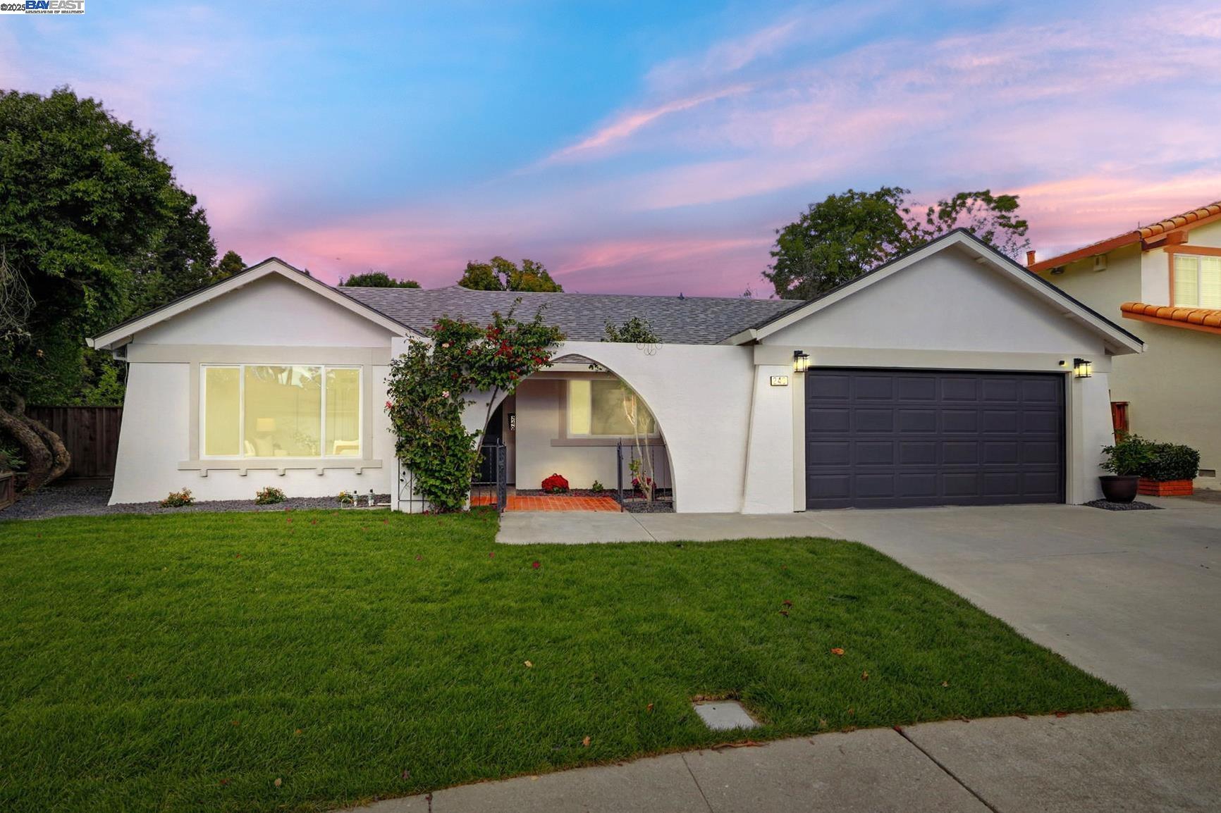 Fremont, California, 94539, United States, 3 Bedrooms Bedrooms, ,2 BathroomsBathrooms,Residential,For Sale,1995830