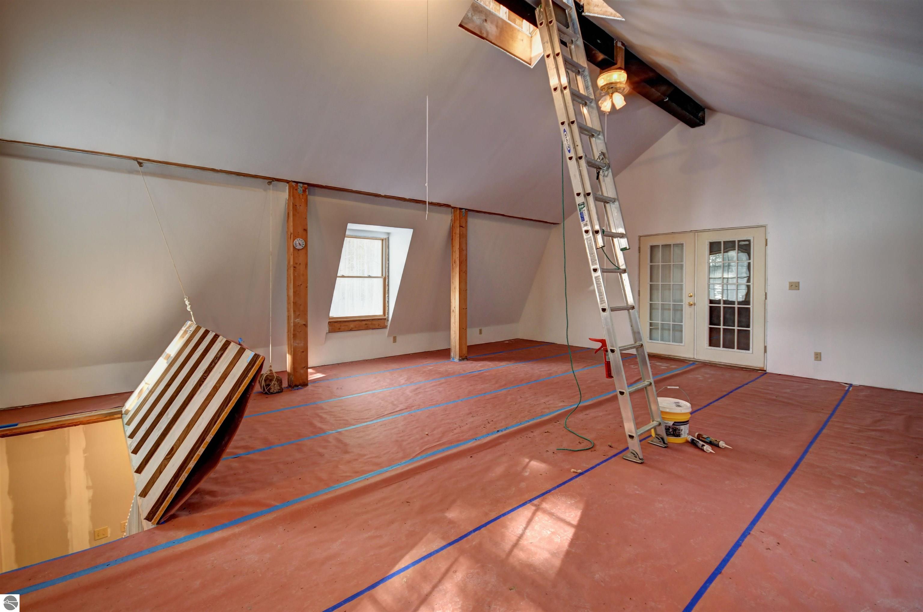 Traverse City, Michigan, 49686, United States, 3 Bedrooms Bedrooms, ,2 BathroomsBathrooms,Residential,For Sale,1820083