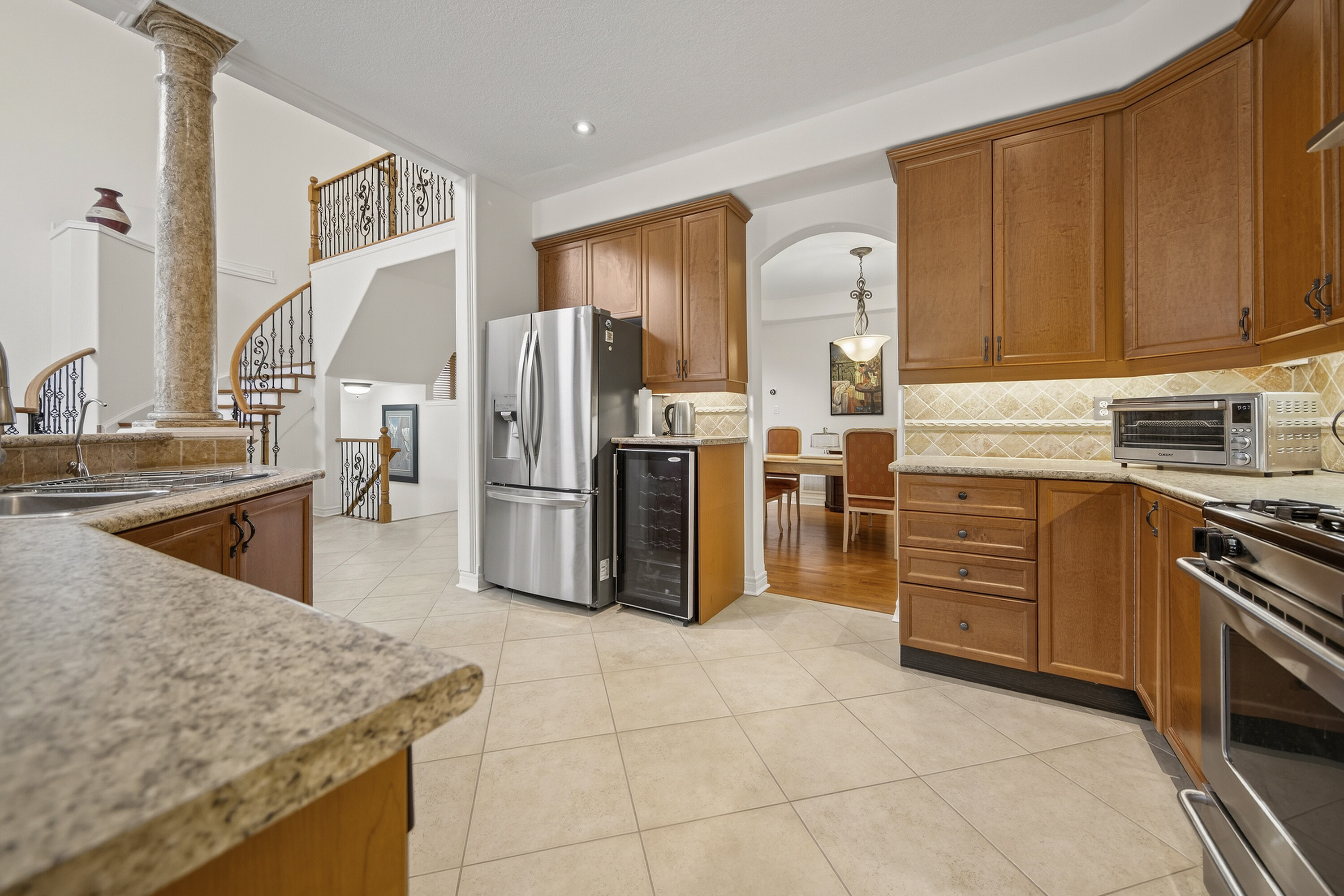  Meticulously Designed Home - 物件實景