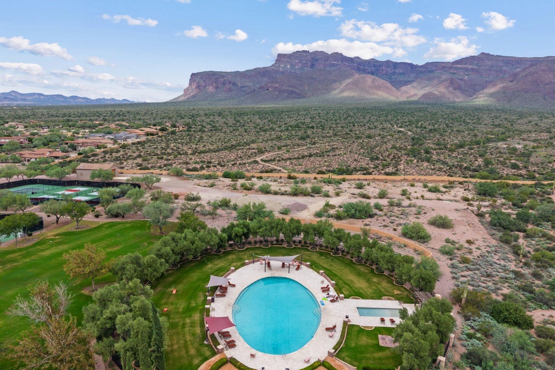  3448 S 1st Water Trail  Gold Canyon, AZ - 物件實景