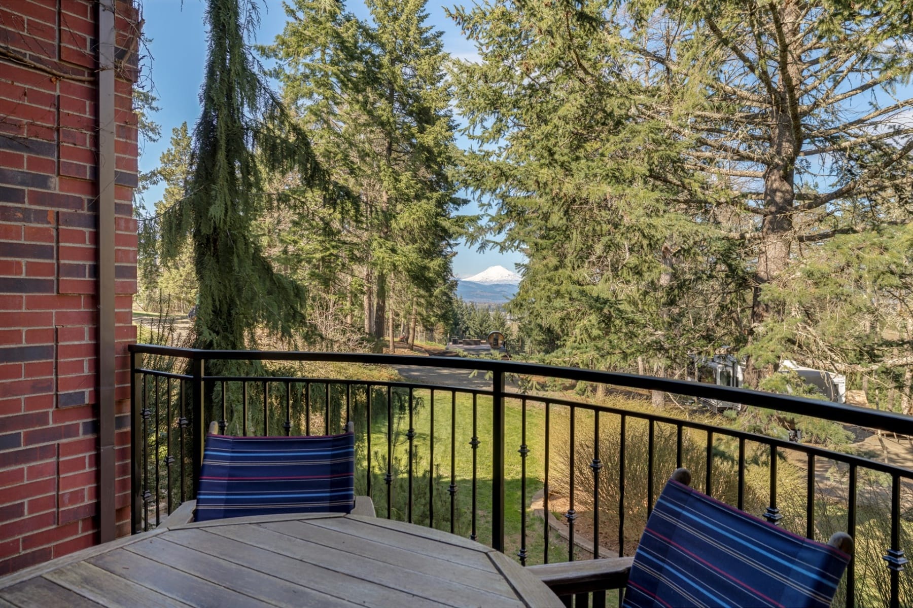  4050 SYLVESTER DR Hood River, OR 97031 - 物件實景