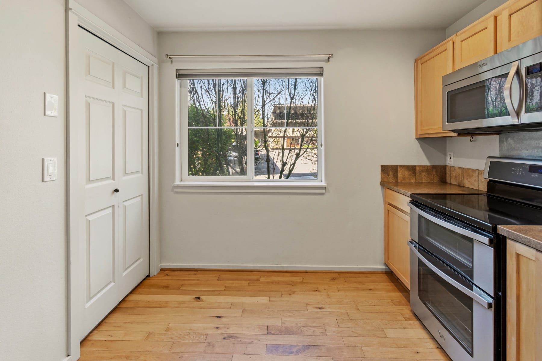  1929 NW Monterey Pines Drive #UNIT 5 Bend, OR 97703 - 物件實景
