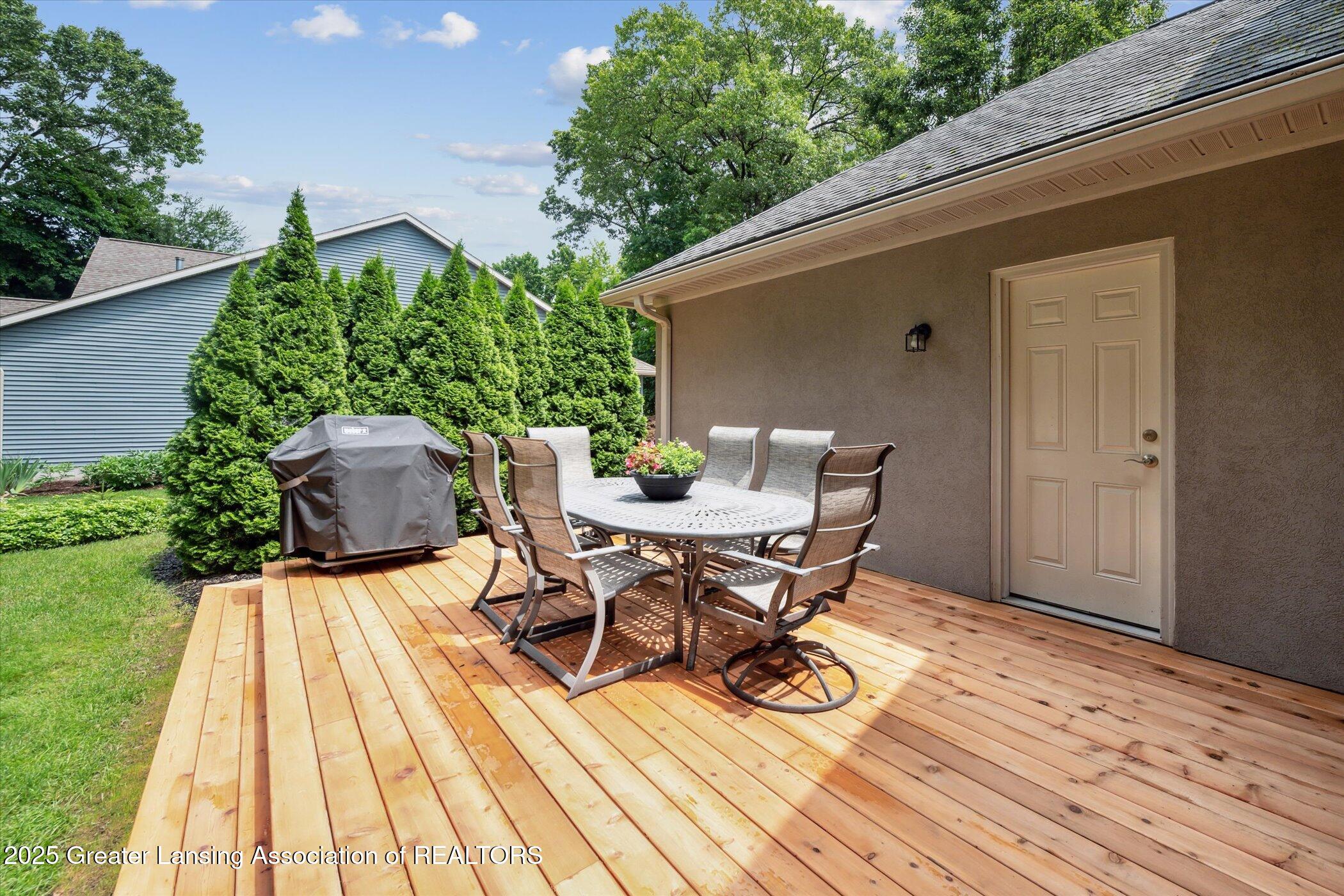 Bath, Michigan, 48808, United States, 4 Bedrooms Bedrooms, ,3 BathroomsBathrooms,Residential,For Sale,1890488