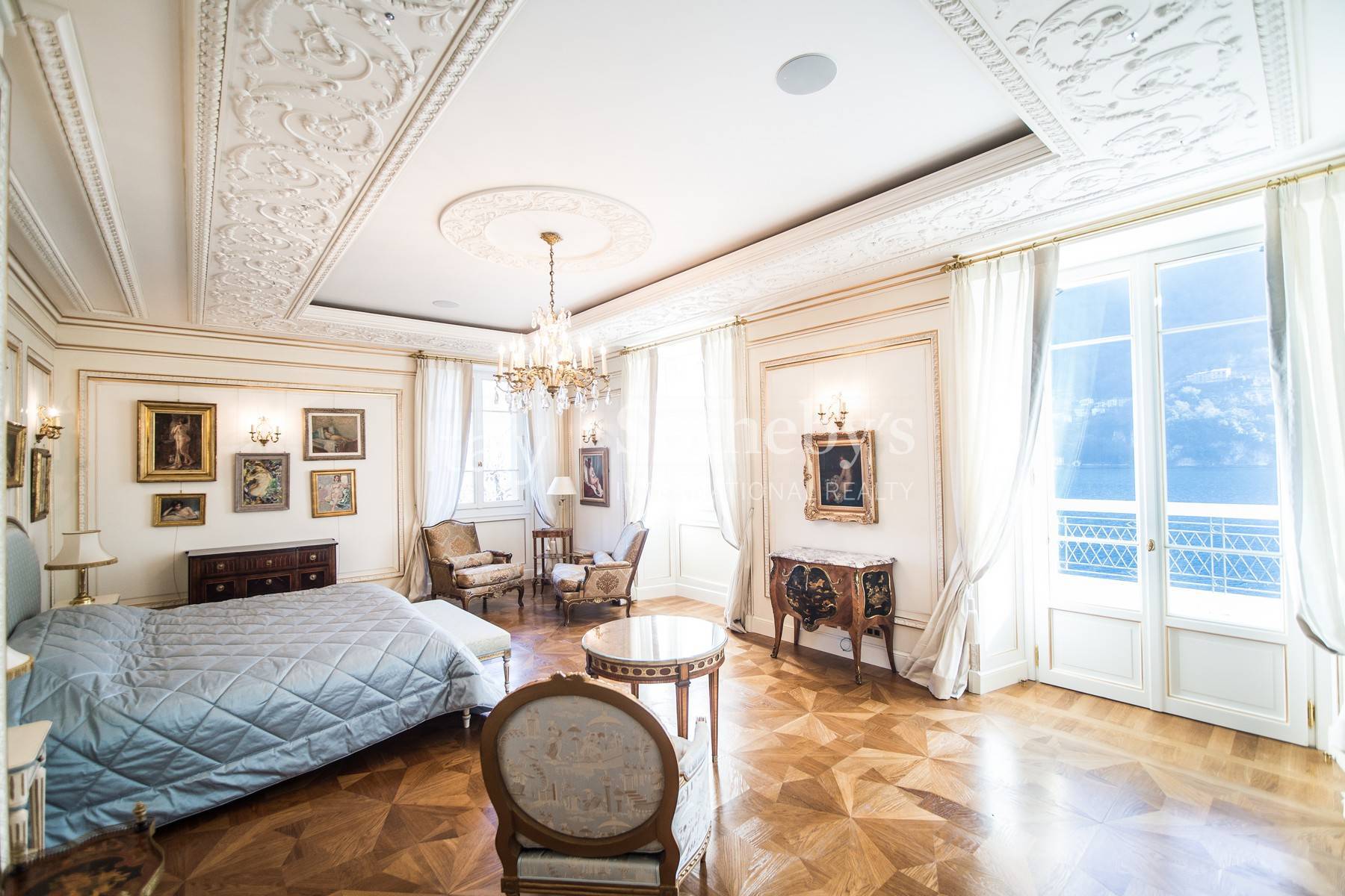 Gorgeous lakefront trophy estate - 物件實景