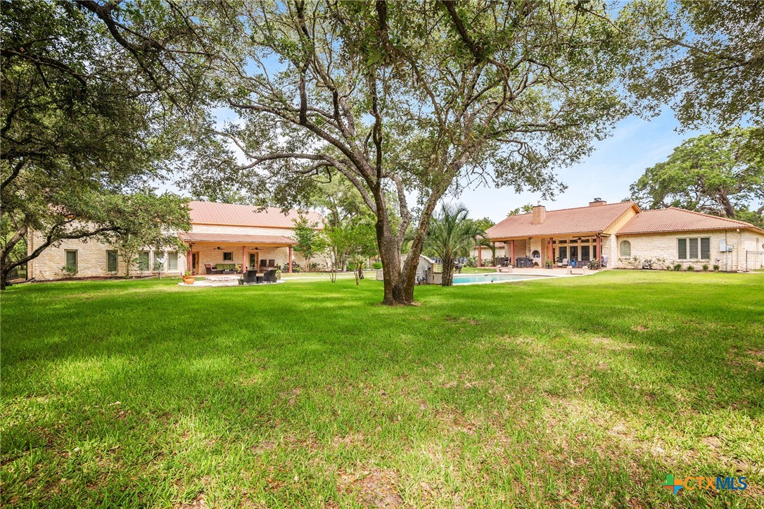166 Post Oak Bend, Inez, Texas, 77968, United States, 5 Bedrooms Bedrooms, ,6 BathroomsBathrooms,Residential,For Sale,166 Post Oak Bend,1548599