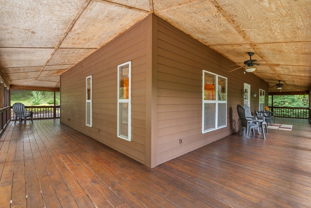 Morganton, Georgia, 30560, United States, 3 Bedrooms Bedrooms, ,3 BathroomsBathrooms,Residential,For Sale,1903694