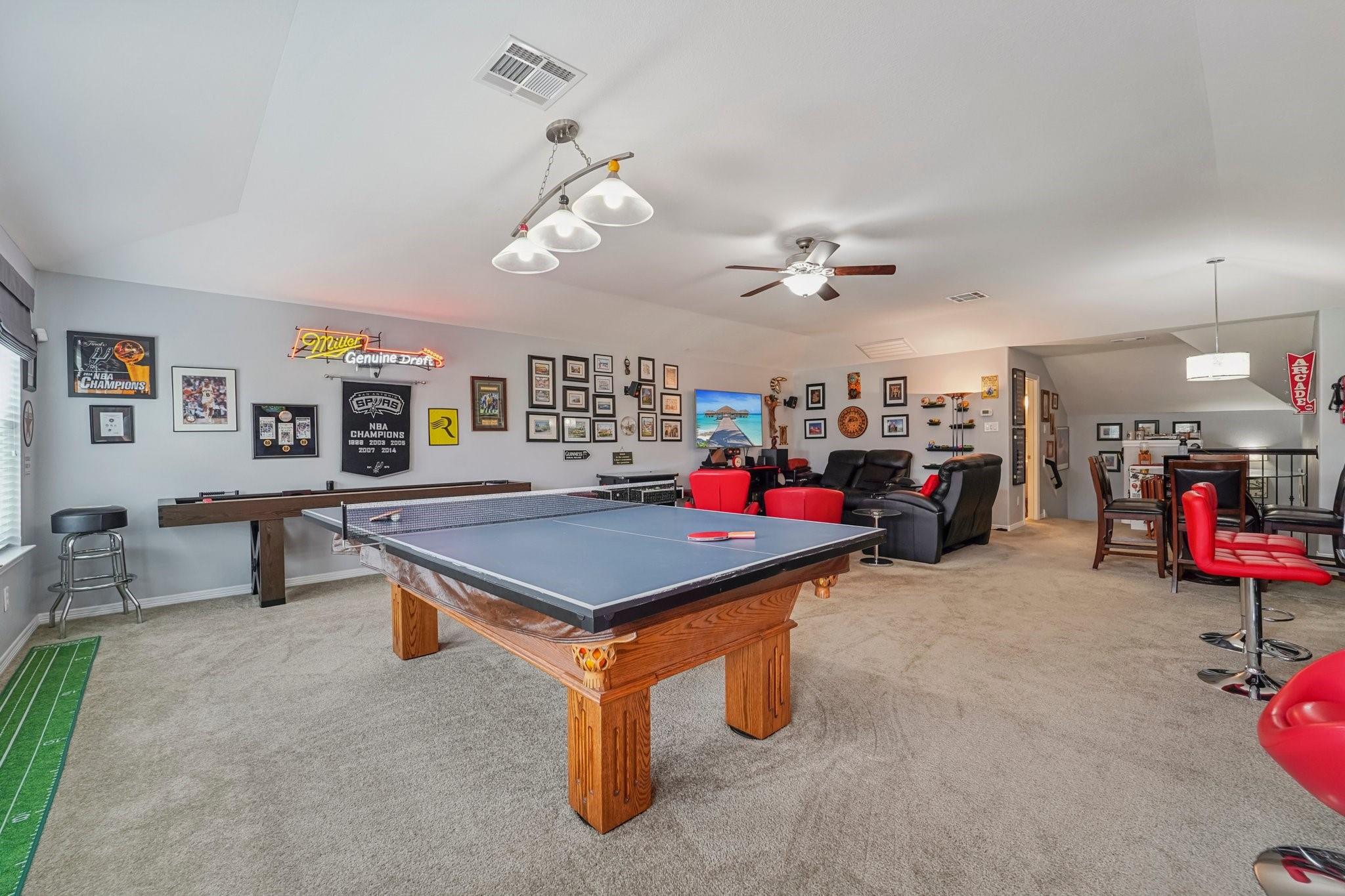 Katy, Texas, 77494, United States, 4 Bedrooms Bedrooms, ,4 BathroomsBathrooms,Residential,For Sale,1976544