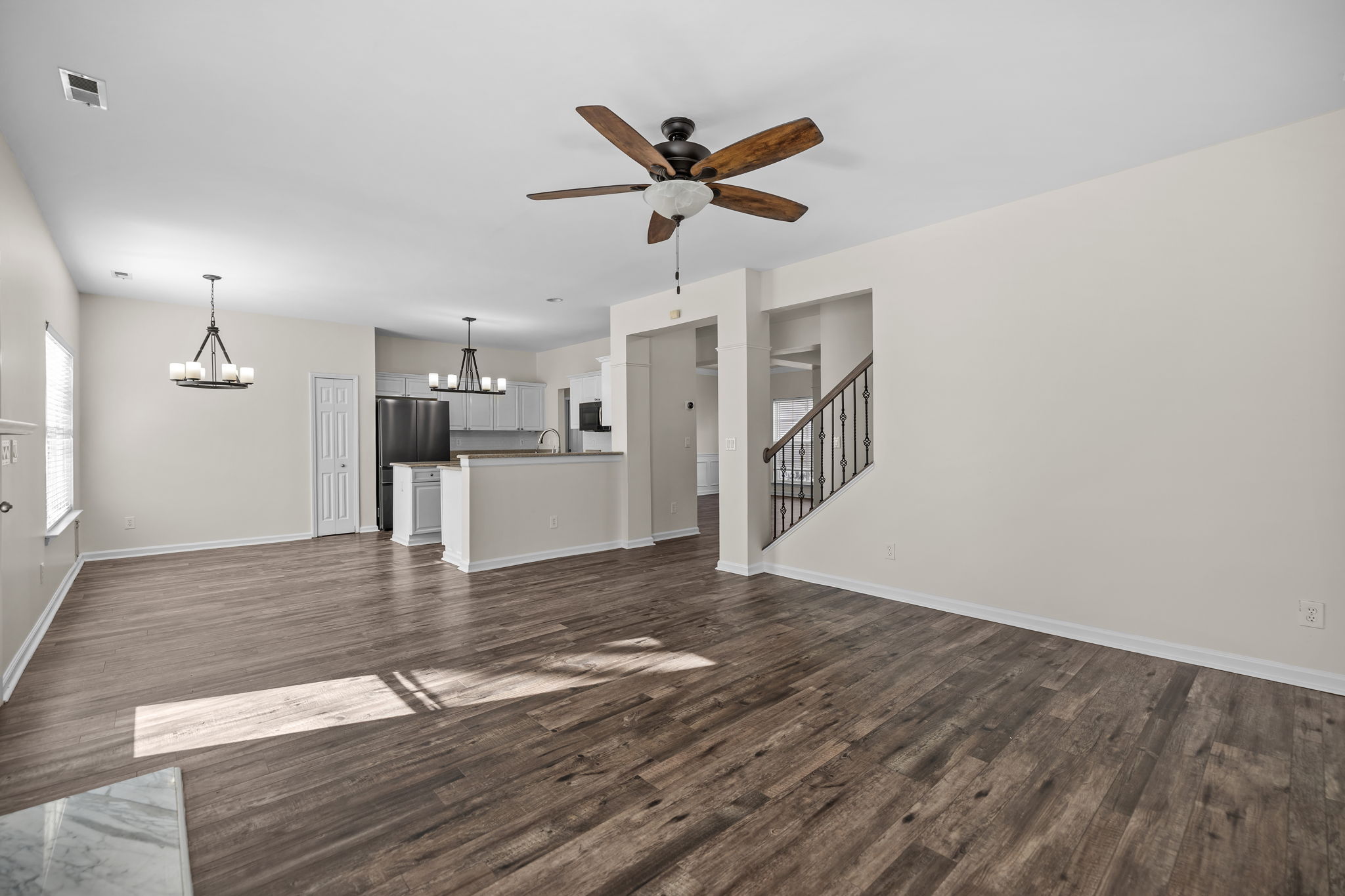 Matthews, North Carolina, 28105, United States, 6 Bedrooms Bedrooms, ,3 BathroomsBathrooms,Residential,For Sale,2005712