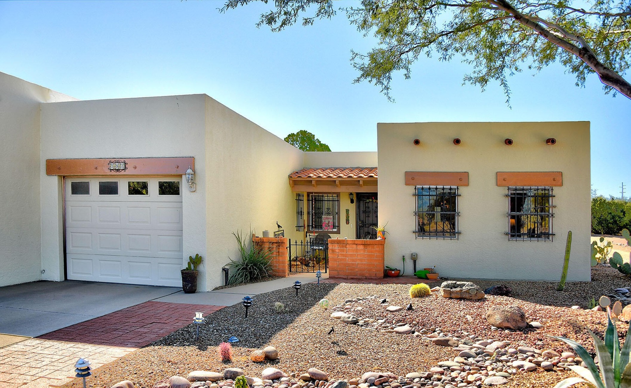  791 W Calle De Alegria, Green Valley, AZ, 85614 - 物件實景