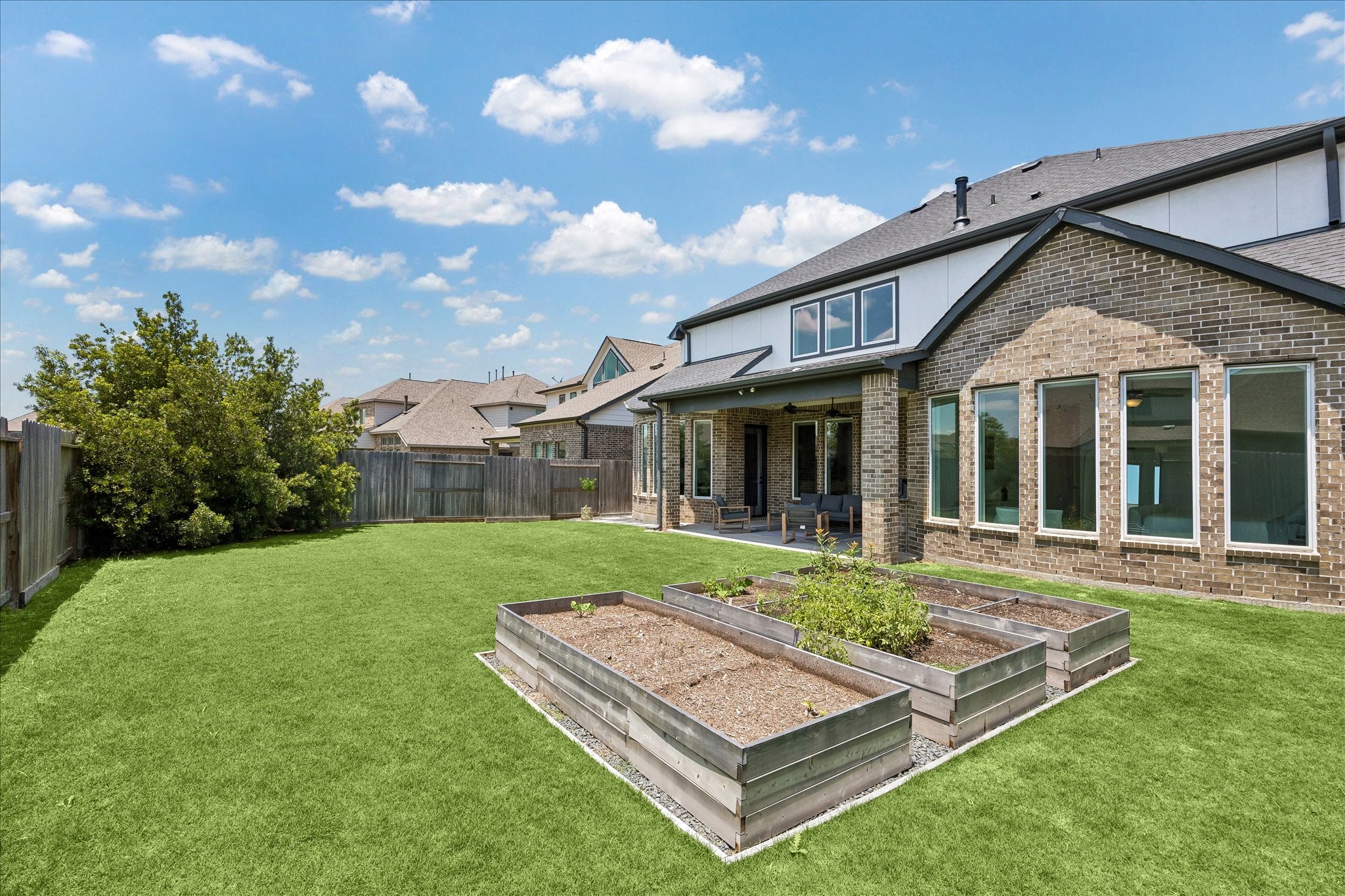  10414 Lyra Glen Lane - 物件實景