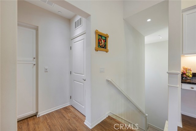 Irvine, California, 92620, United States, 2 Bedrooms Bedrooms, ,2 BathroomsBathrooms,Residential,For Sale,1895073