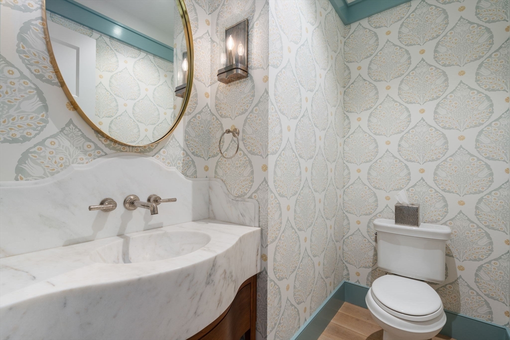 Oak Bluffs, Massachusetts, 02557, United States, 8 Bedrooms Bedrooms, ,9 BathroomsBathrooms,Residential,For Sale,1848541