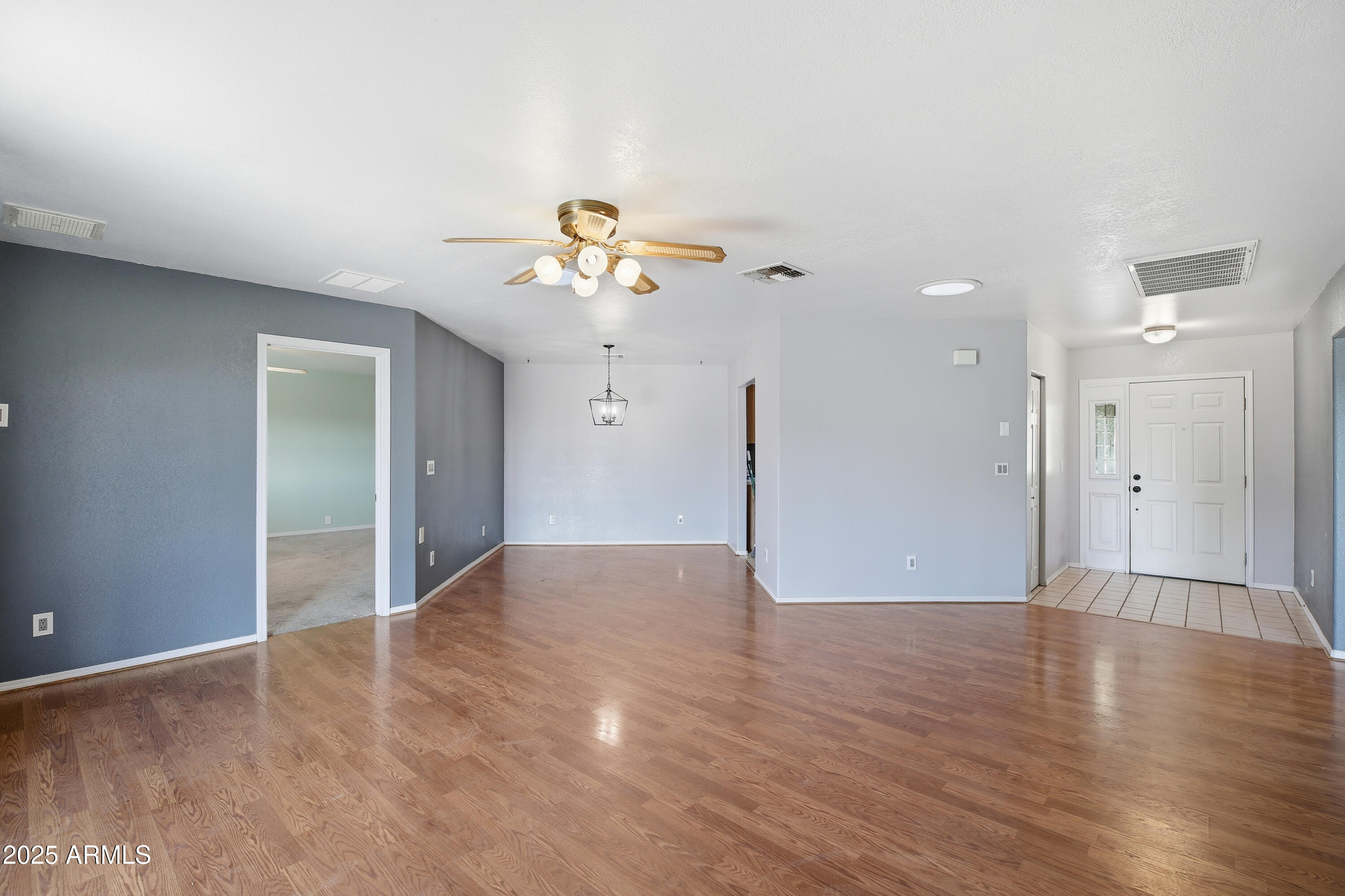 Cottonwood, Arizona, 86326, United States, 3 Bedrooms Bedrooms, ,2 BathroomsBathrooms,Residential,For Sale,1991940