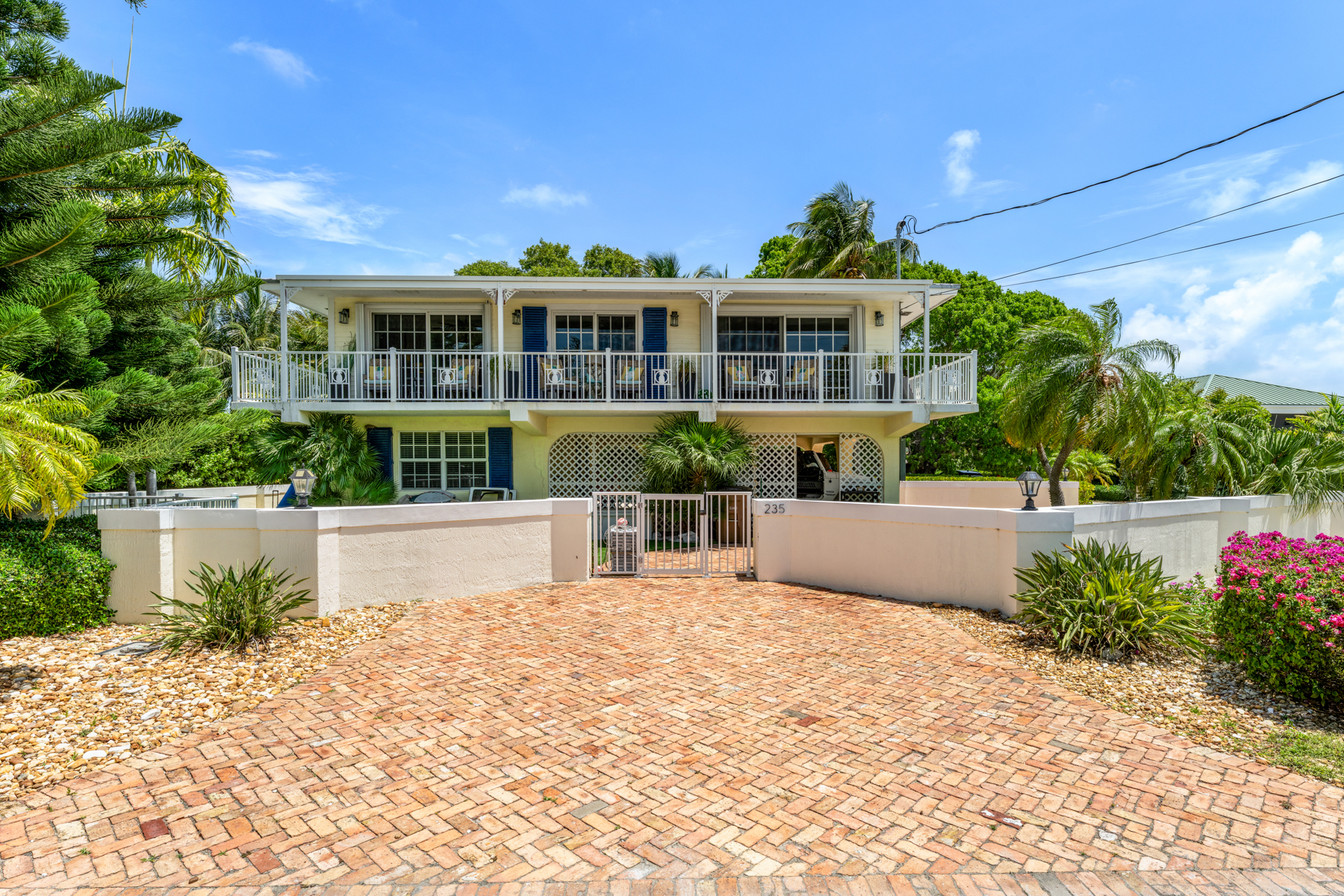  235 W Seaview Circle - 物件實景