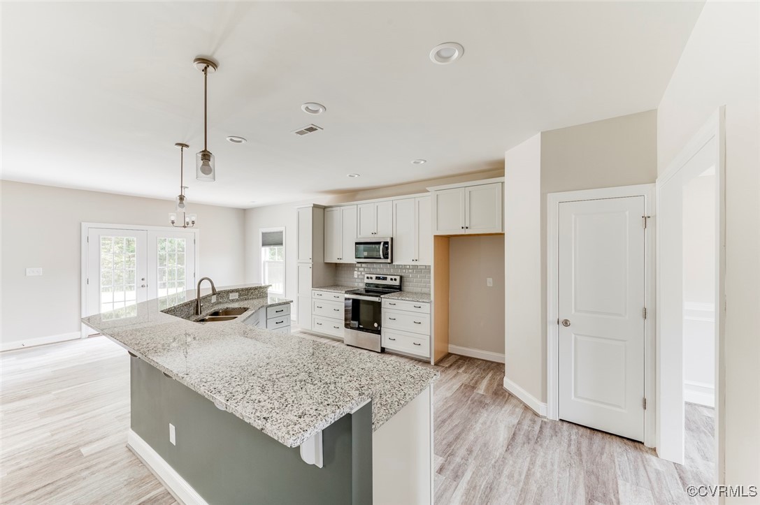 Bedford, Virginia, 24503, United States, 3 Bedrooms Bedrooms, ,3 BathroomsBathrooms,Residential,For Sale,1923891