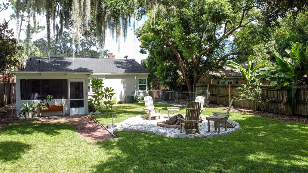 Orlando, Florida, 32804, United States, 2 Bedrooms Bedrooms, ,1 BathroomBathrooms,Residential,For Sale,1920096