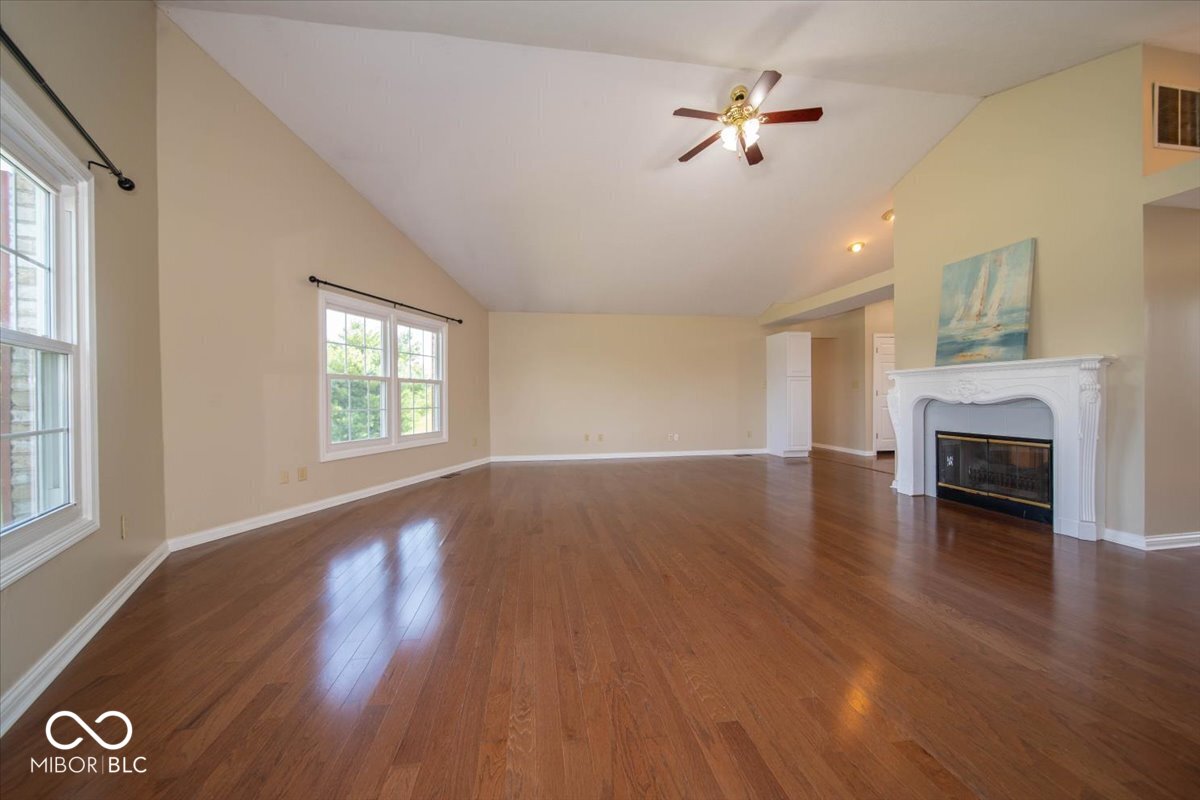 Noblesville, Indiana, 46060, United States, 4 Bedrooms Bedrooms, ,3 BathroomsBathrooms,Residential,For Sale,2048324