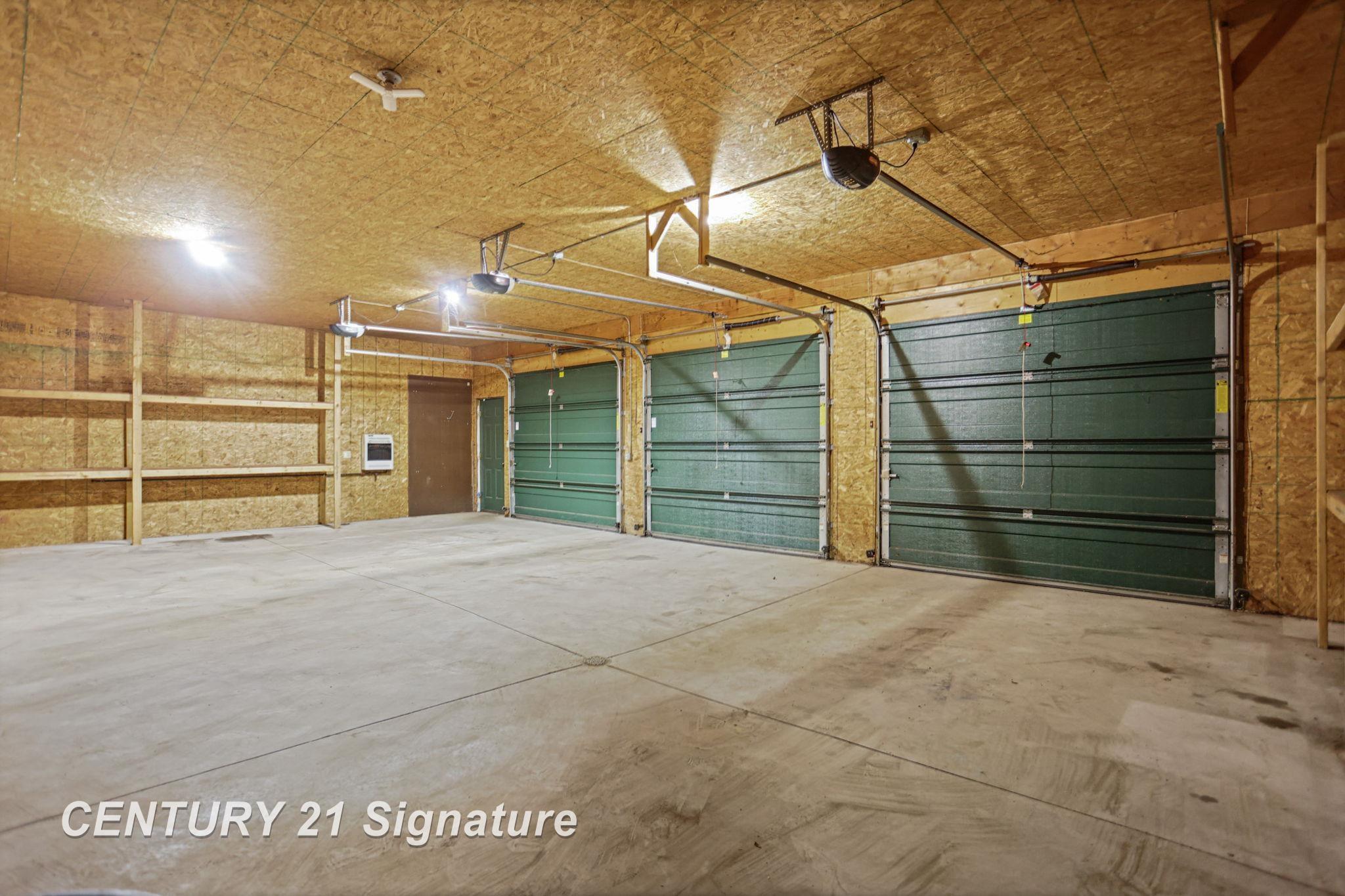 Chesaning, Michigan, 48616, United States, 4 Bedrooms Bedrooms, ,3 BathroomsBathrooms,Residential,For Sale,1980512