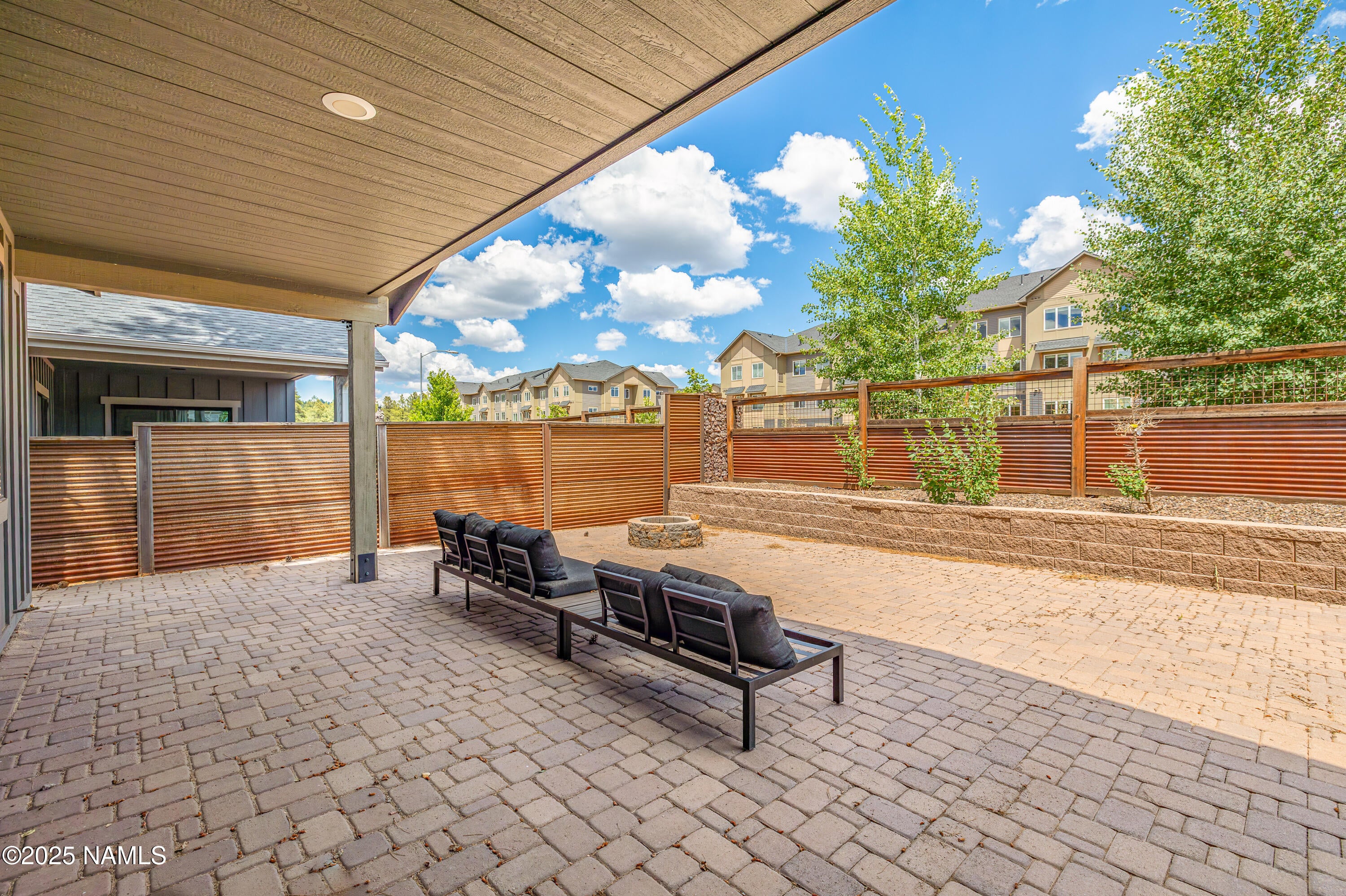 Flagstaff, Arizona, 86001, United States, 5 Bedrooms Bedrooms, ,4 BathroomsBathrooms,Residential,For Sale,1902555
