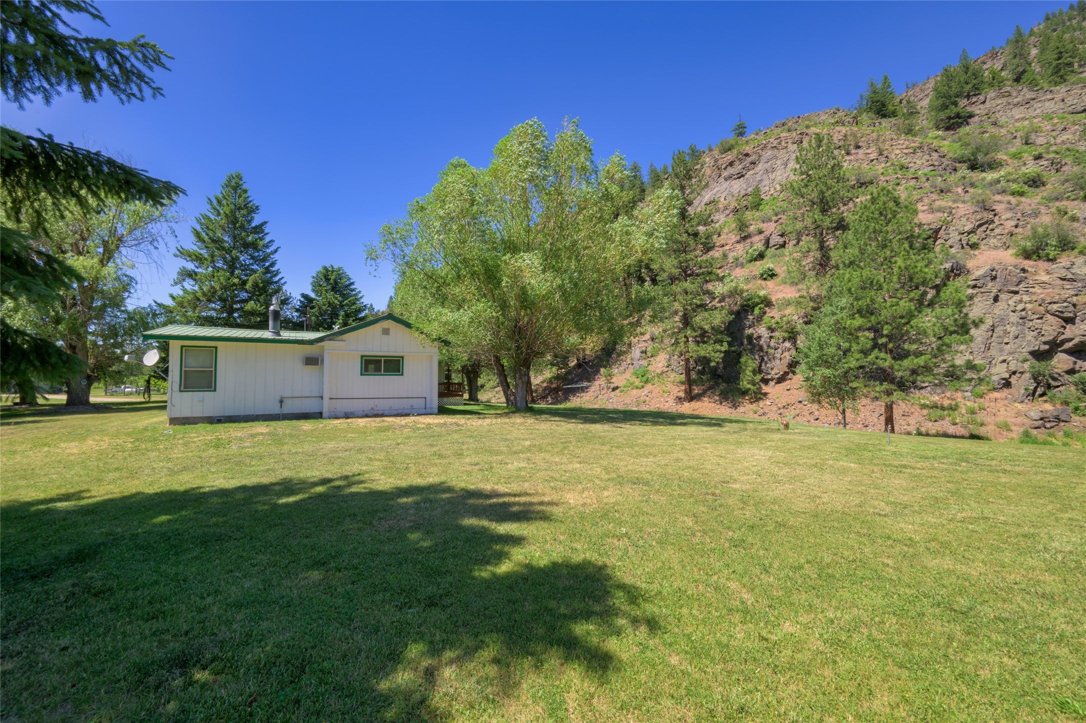 8045 Mt Hwy 200, Plains, Montana, 59859, United States, 3 Bedrooms Bedrooms, ,1 BathroomBathrooms,Residential,For Sale,8045 Mt Hwy 200,1586647
