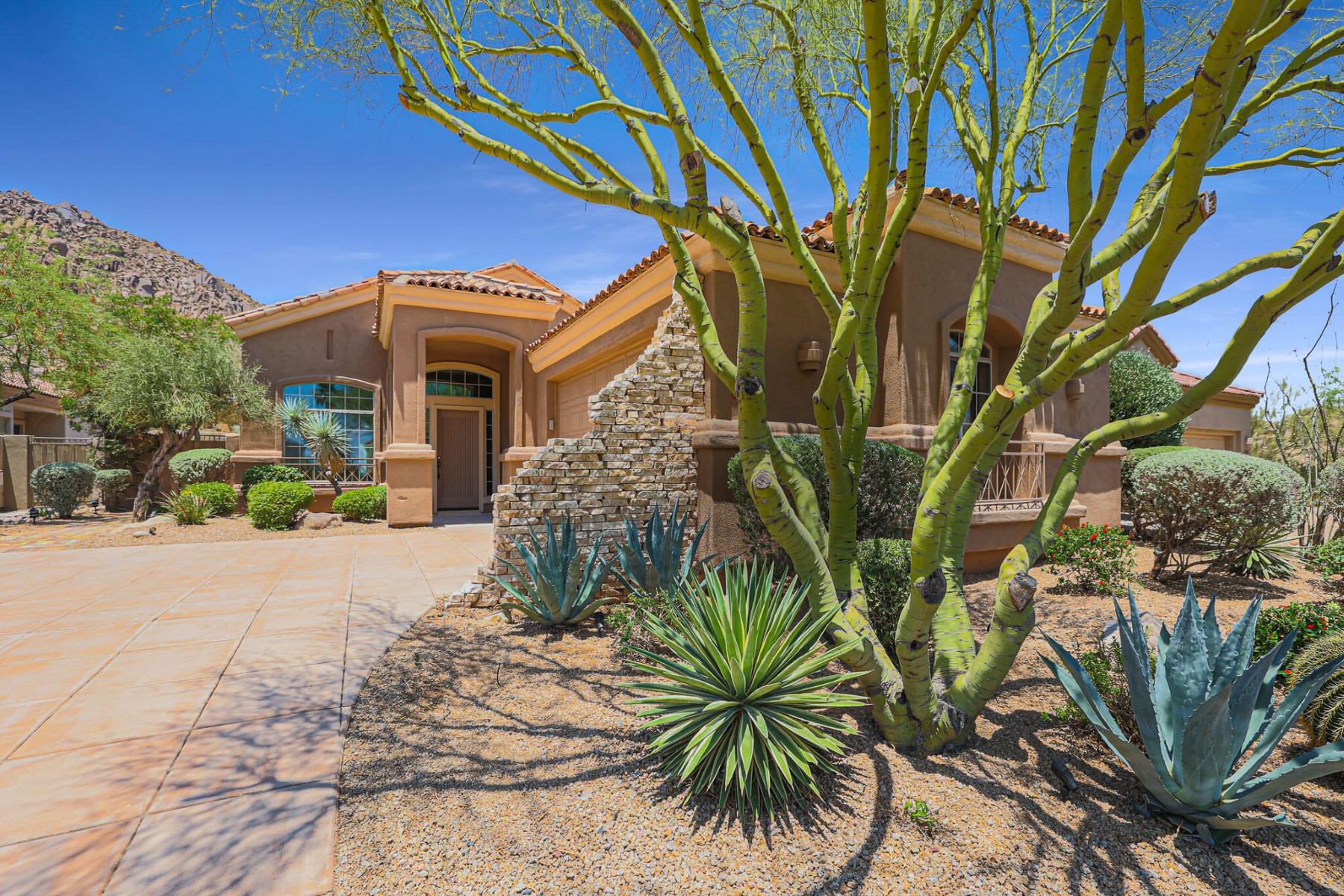  11530 E Desert Willow Drive¦Scottsdale, AZ - 物件實景