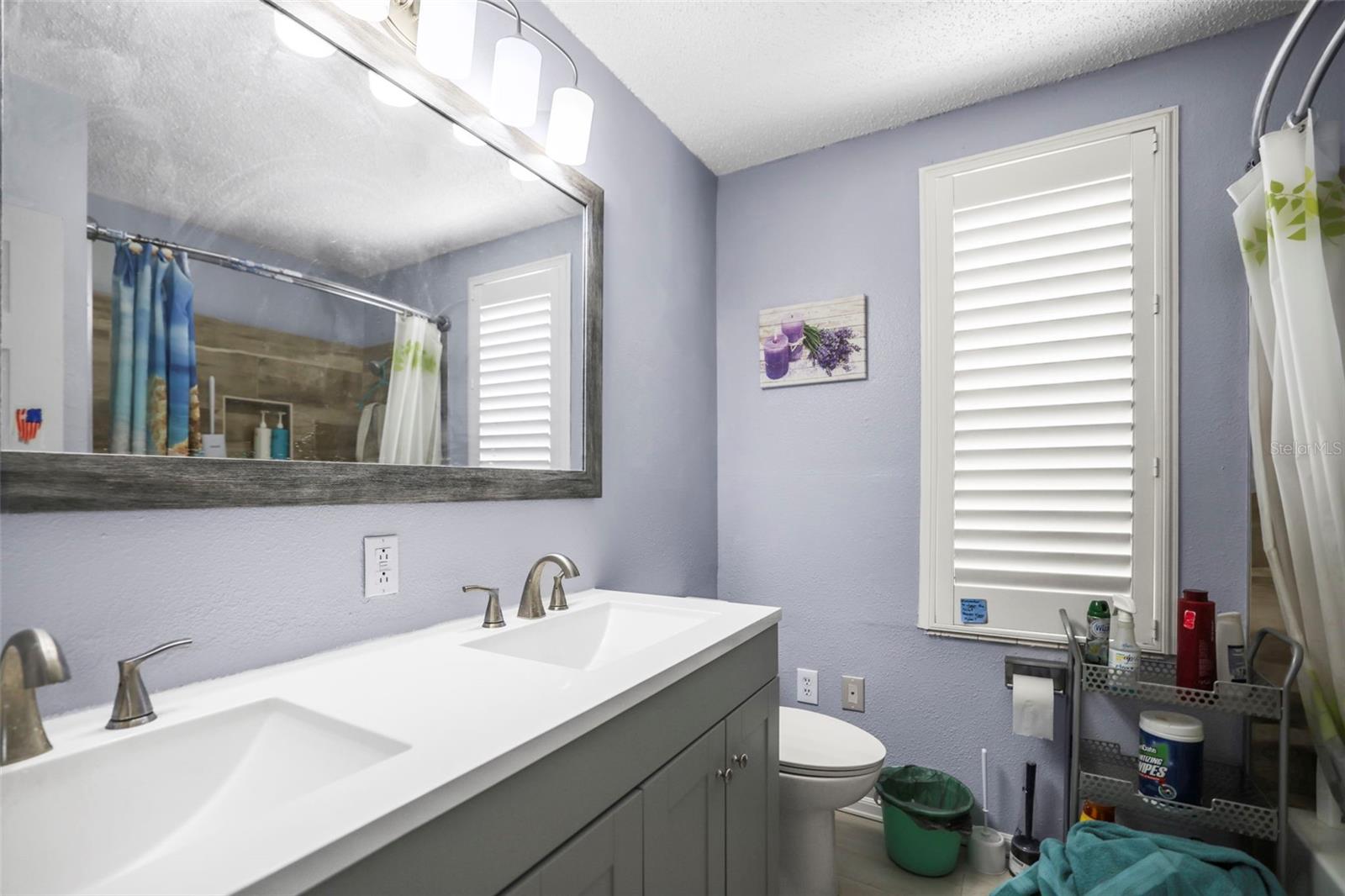 Clearwater, Florida, 33760, United States, 3 Bedrooms Bedrooms, ,2 BathroomsBathrooms,Residential,For Sale,1826177