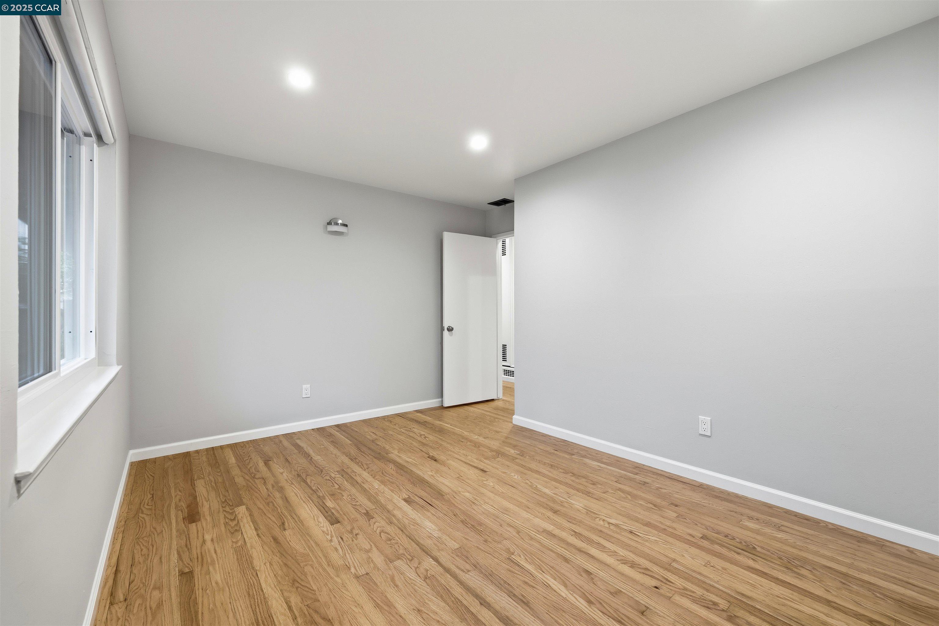 Richmond, California, 94806, United States, 3 Bedrooms Bedrooms, ,2 BathroomsBathrooms,Residential,For Sale,1989695