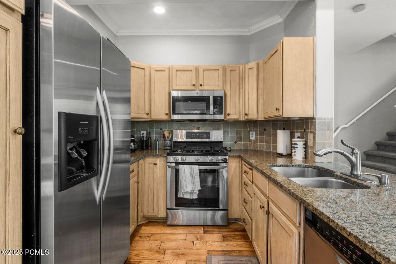 Park City, Utah, 84098, United States, 3 Bedrooms Bedrooms, ,3 BathroomsBathrooms,Residential,For Sale,1826988