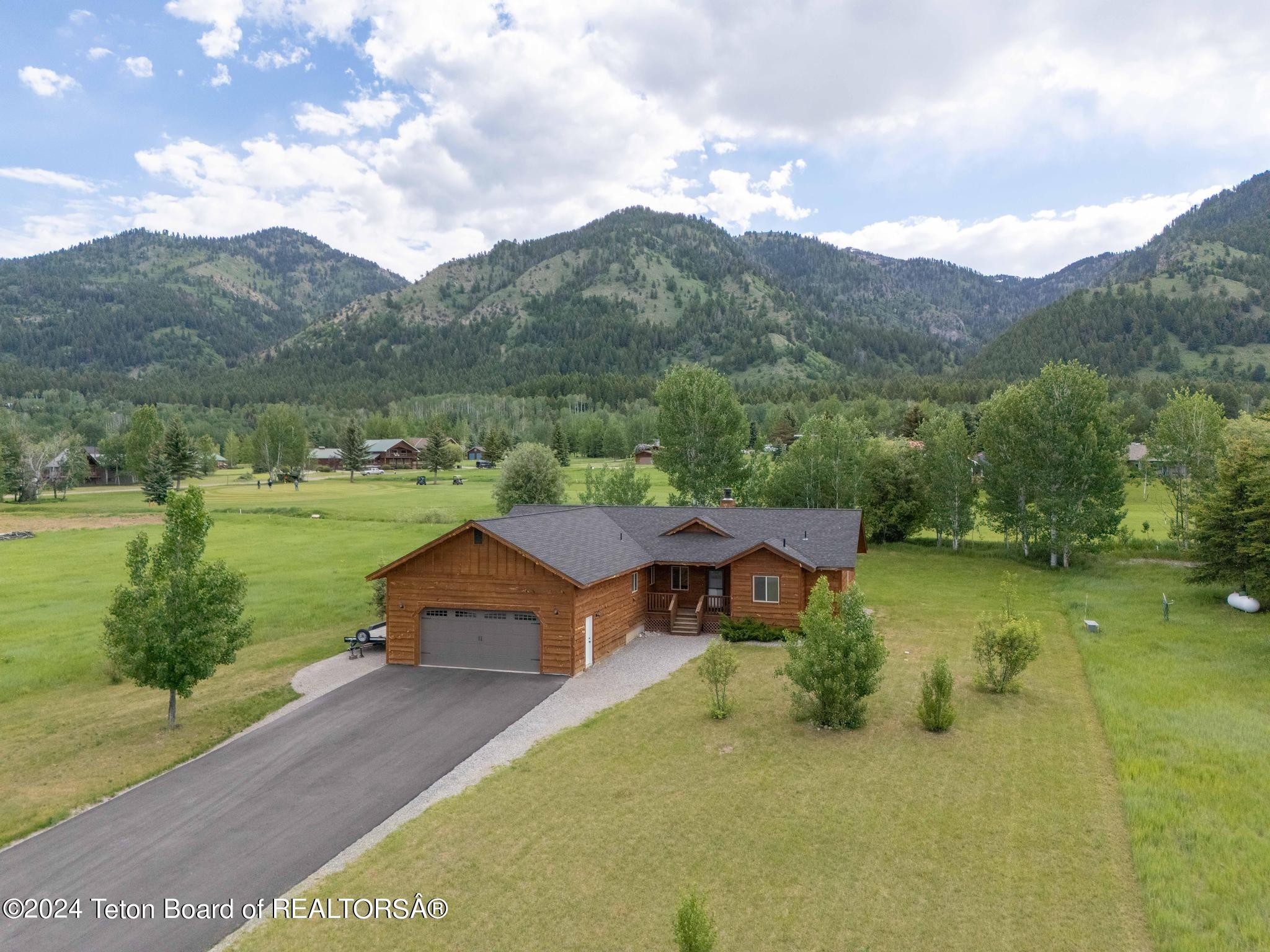 Star Valley Ranch, Wyoming, 83127, United States, 3 Bedrooms Bedrooms, ,2 BathroomsBathrooms,Residential,For Sale,1921002