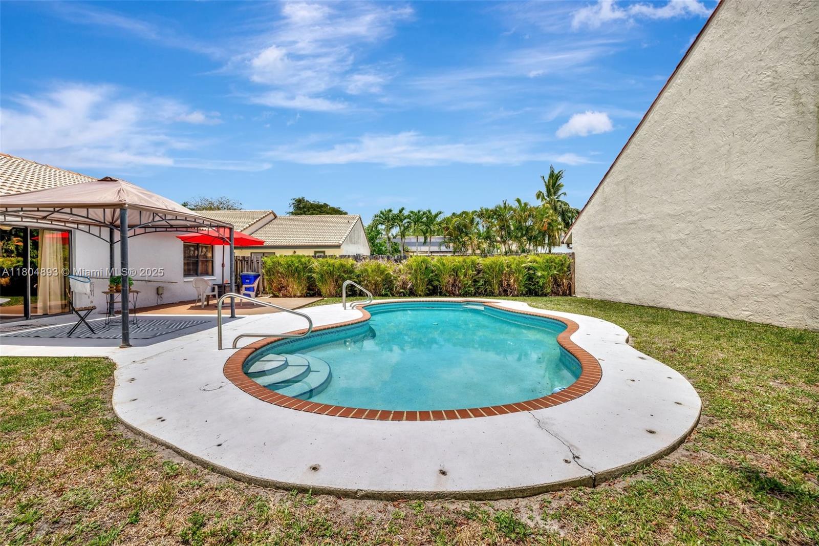 Cooper City, Florida, 33026, United States, 3 Bedrooms Bedrooms, ,2 BathroomsBathrooms,Residential,For Sale,1827965