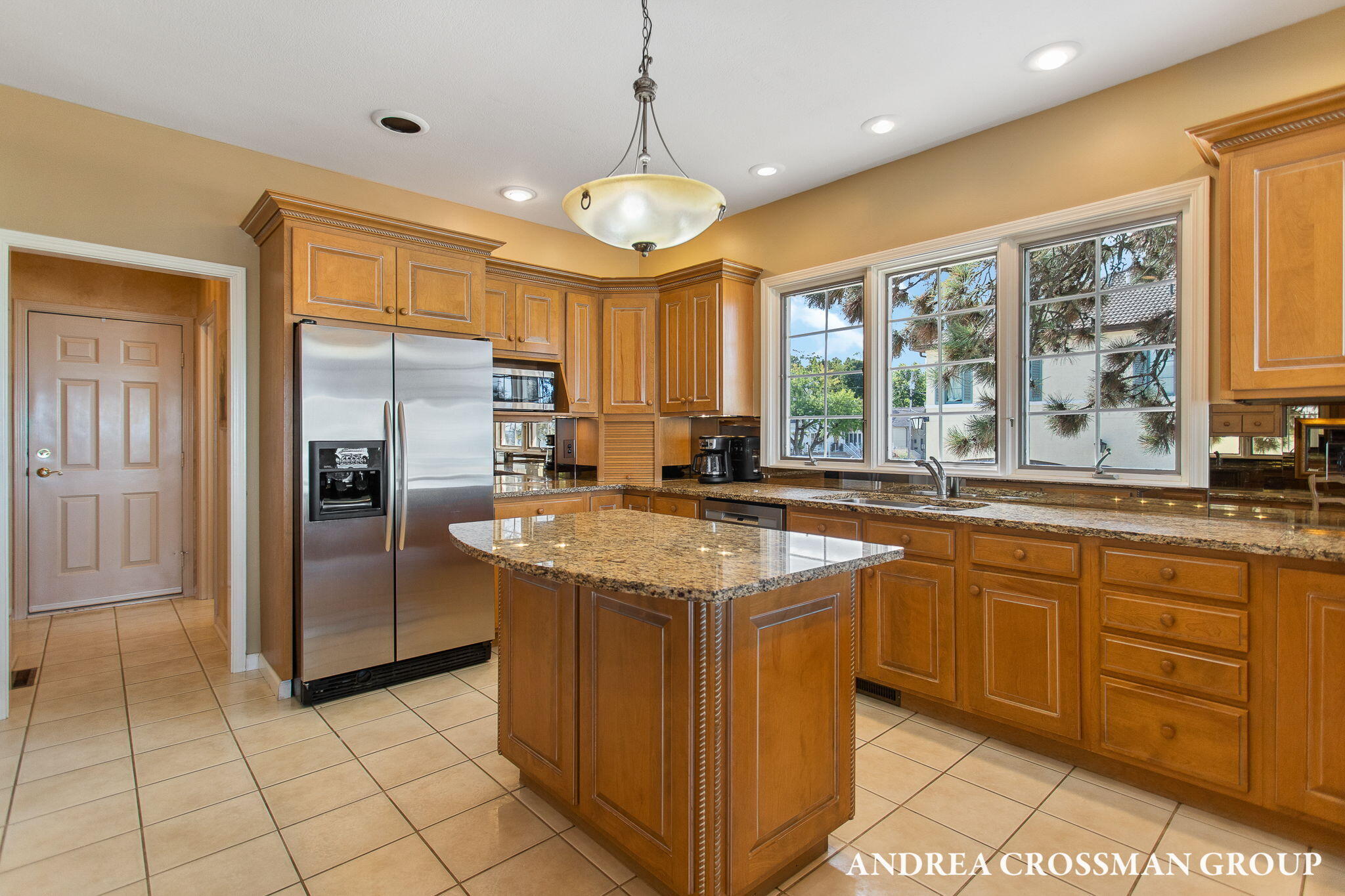 St. Joseph, Michigan, 49085, United States, 4 Bedrooms Bedrooms, ,4 BathroomsBathrooms,Residential,For Sale,1960959