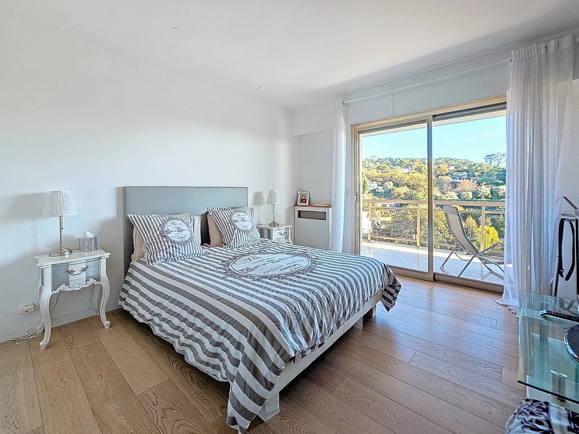 Le Cannet, Provence-Alpes-Côte d?Azur, 06110, FR, 2 Bedrooms Bedrooms, ,1 BathroomBathrooms,Residential,For Sale,1667652