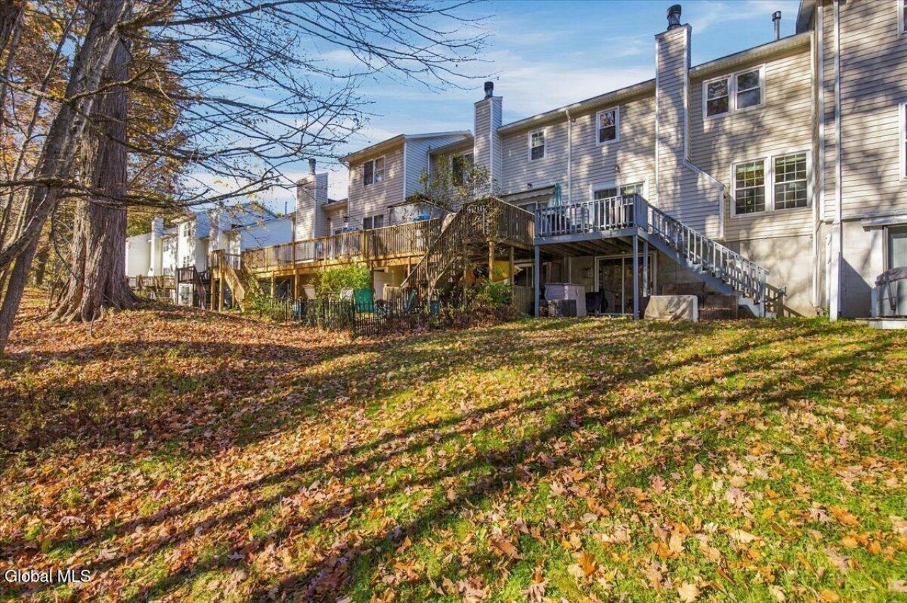 Woodside Dr, Albany, NY 12208 #1