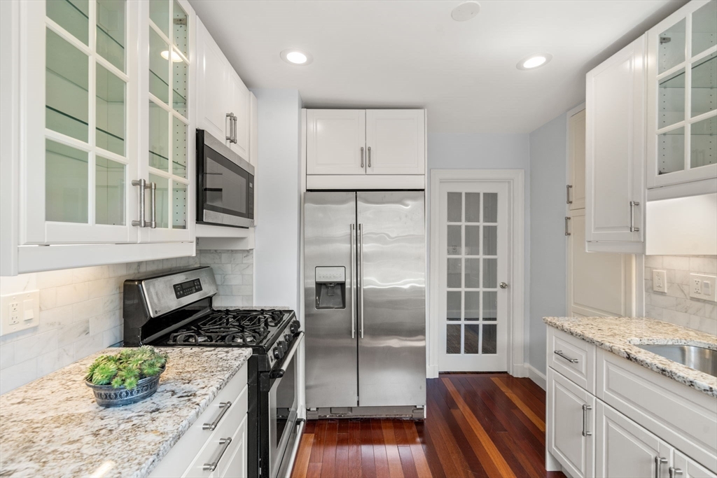 Boston, Massachusetts, 02135, United States, 2 Bedrooms Bedrooms, ,1 BathroomBathrooms,Residential,For Sale,1907550