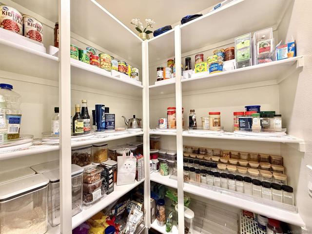 El Cajon, California, 92020, United States, 3 Bedrooms Bedrooms, ,3 BathroomsBathrooms,Residential,For Sale,2007807