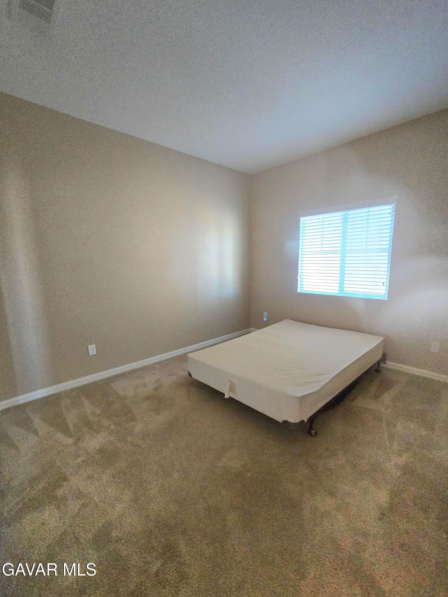 Palmdale, California, 93551, United States, 5 Bedrooms Bedrooms, ,4 BathroomsBathrooms,Residential,For Sale,2002512