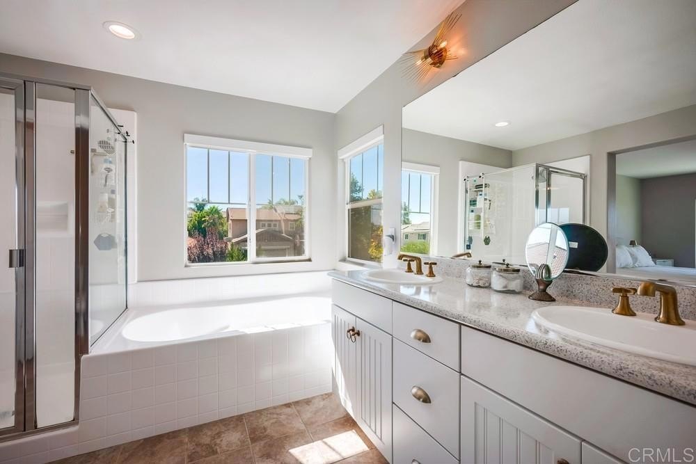Murrieta, California, 92563, United States, 3 Bedrooms Bedrooms, ,3 BathroomsBathrooms,Residential,For Sale,1947093