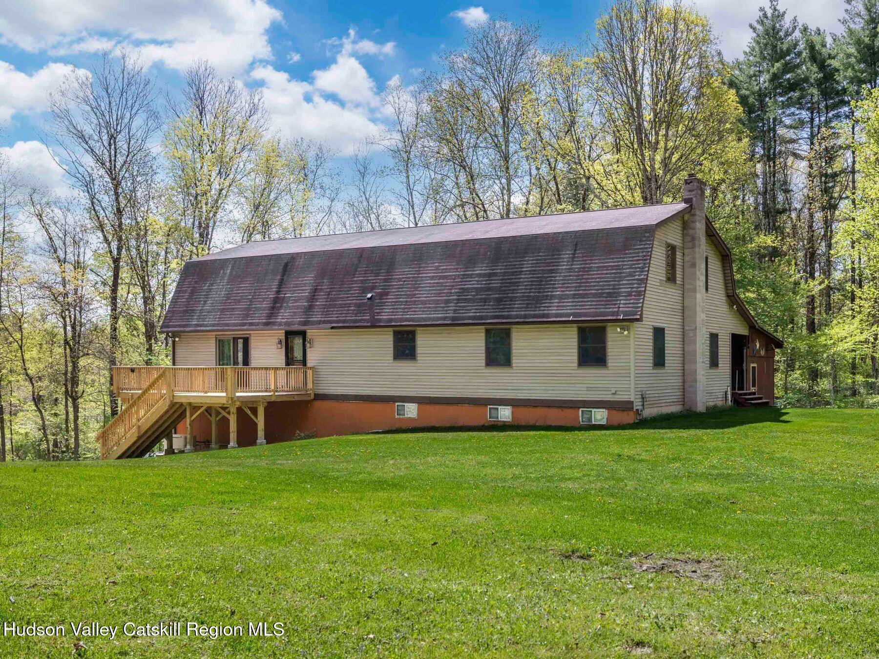 Stone Ridge, New York, 12484, United States, 4 Bedrooms Bedrooms, ,2 BathroomsBathrooms,Residential,For Sale,1804988