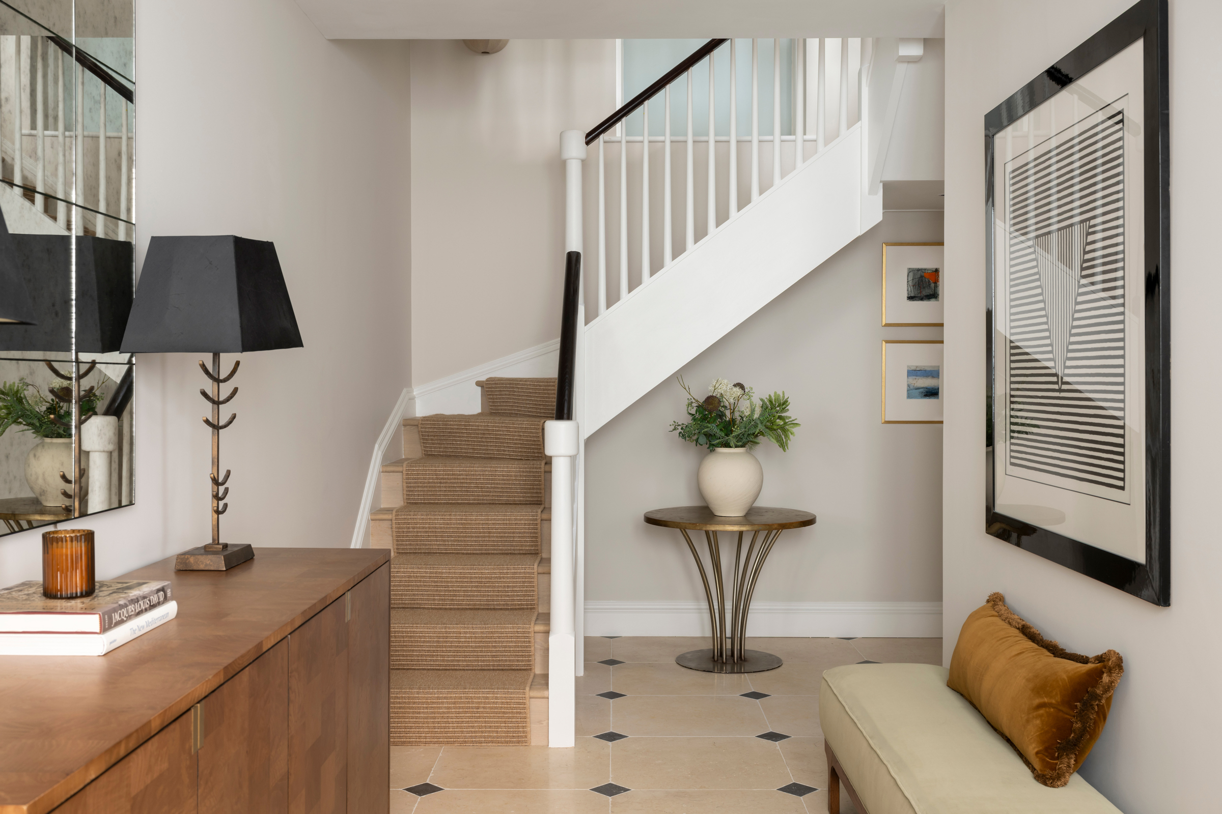  A Three Bedroom, Three-Window-Wide House in Notting Hill - 物件實景