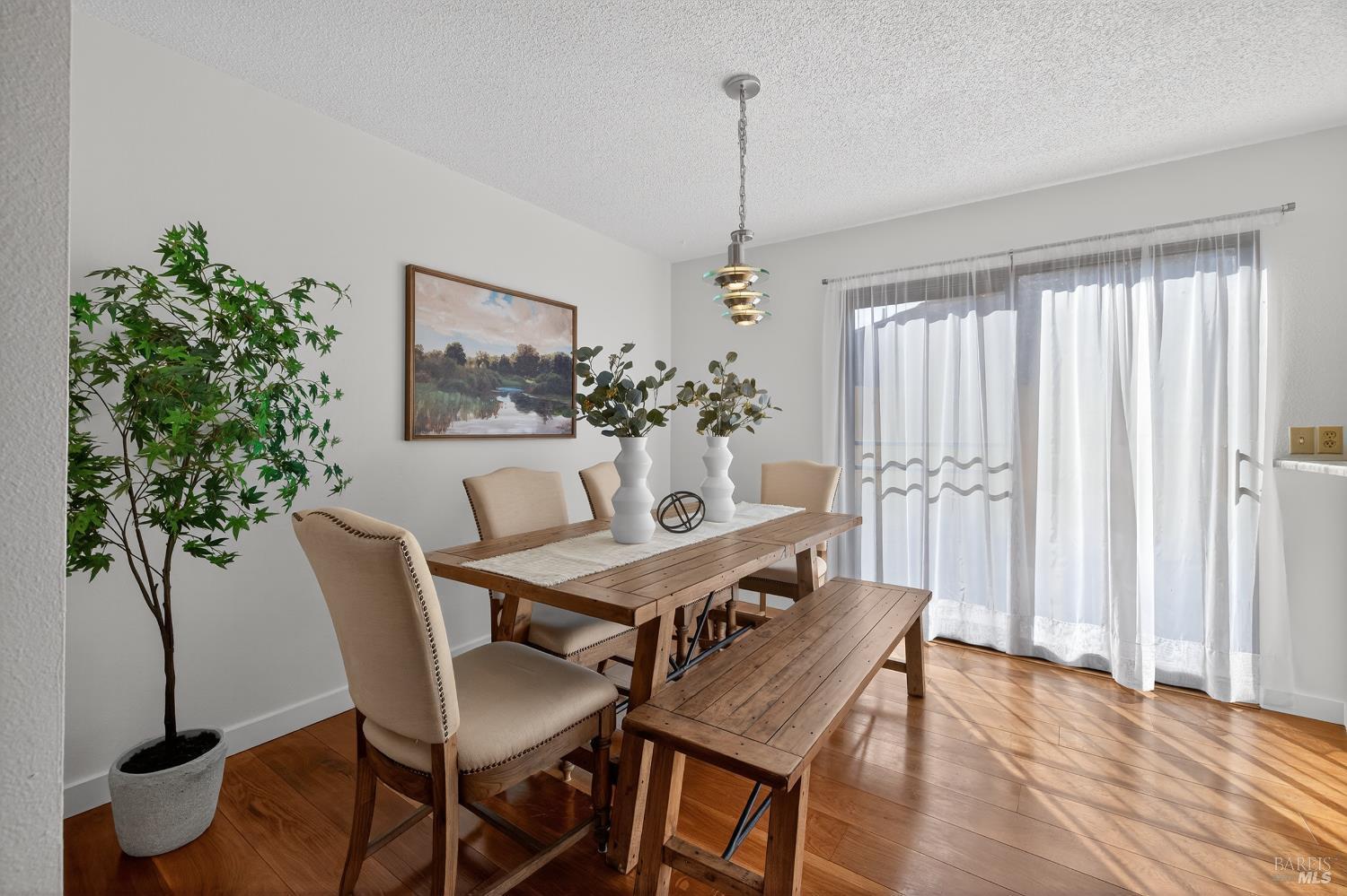 Sonoma, California, 95476, United States, 2 Bedrooms Bedrooms, ,2 BathroomsBathrooms,Residential,For Sale,2015978