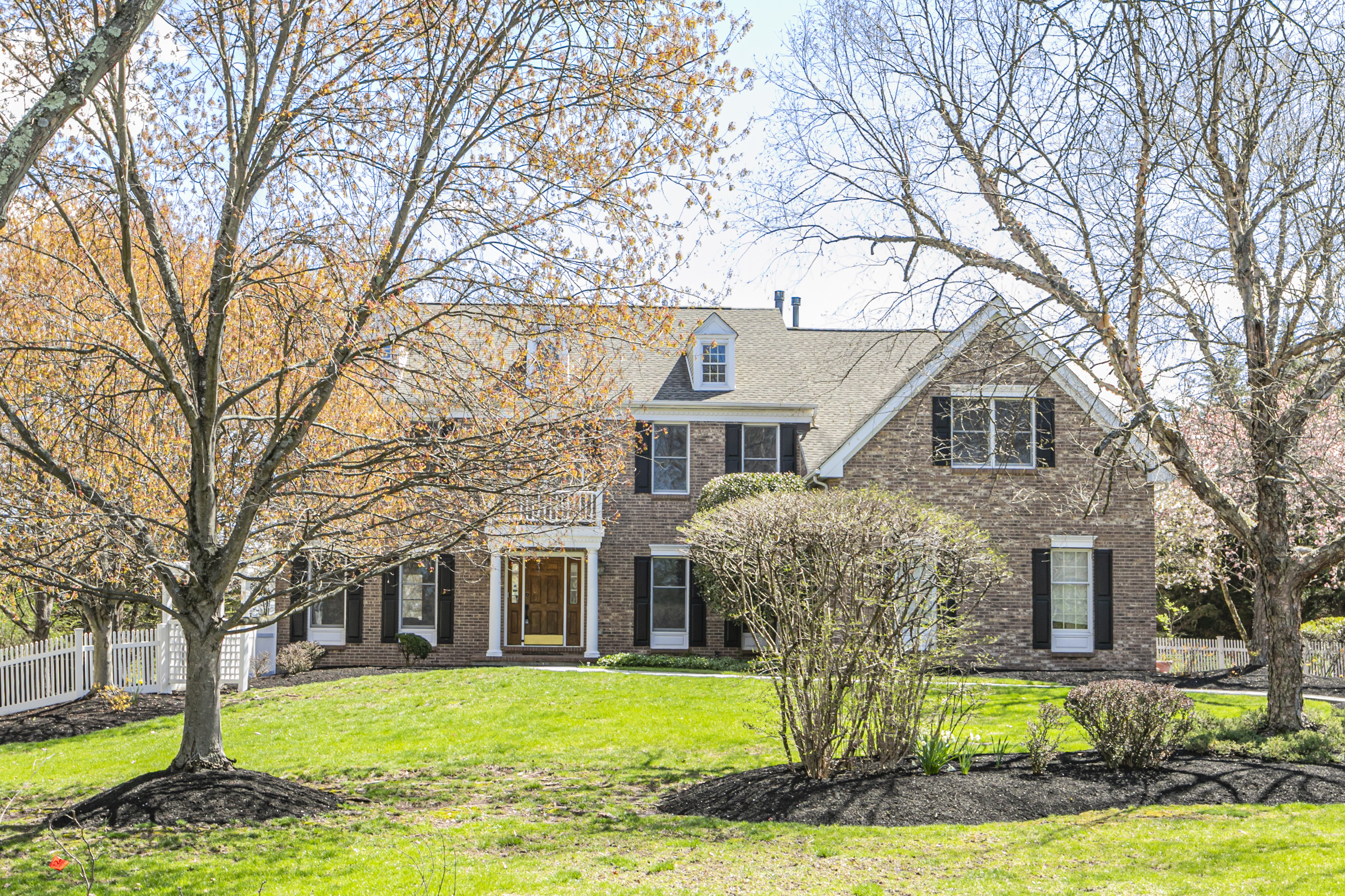  Newly Updated Ettl Farm Home on an Exceptional Lot - 物件實景