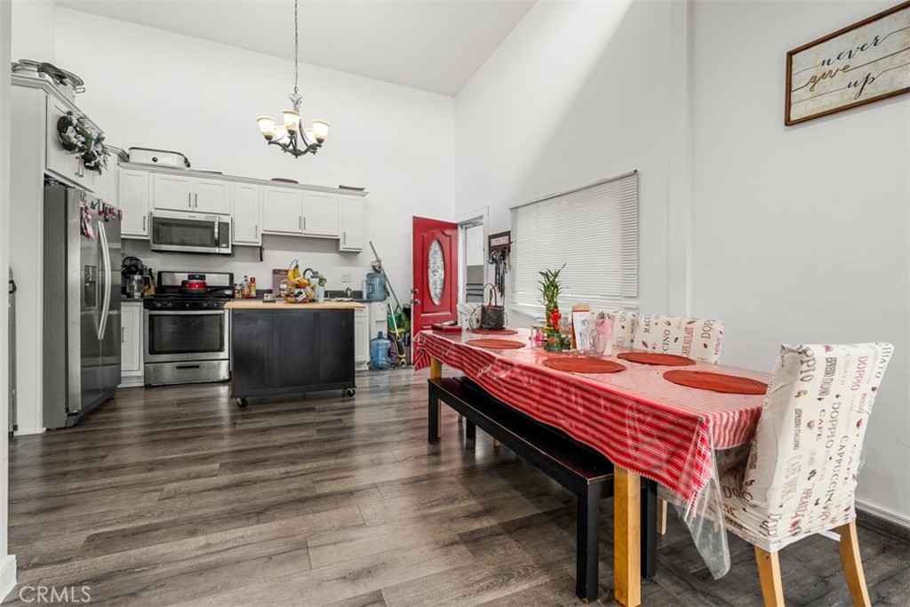 Los Angeles, California, 90063, United States, ,Residential,For Sale,1723335