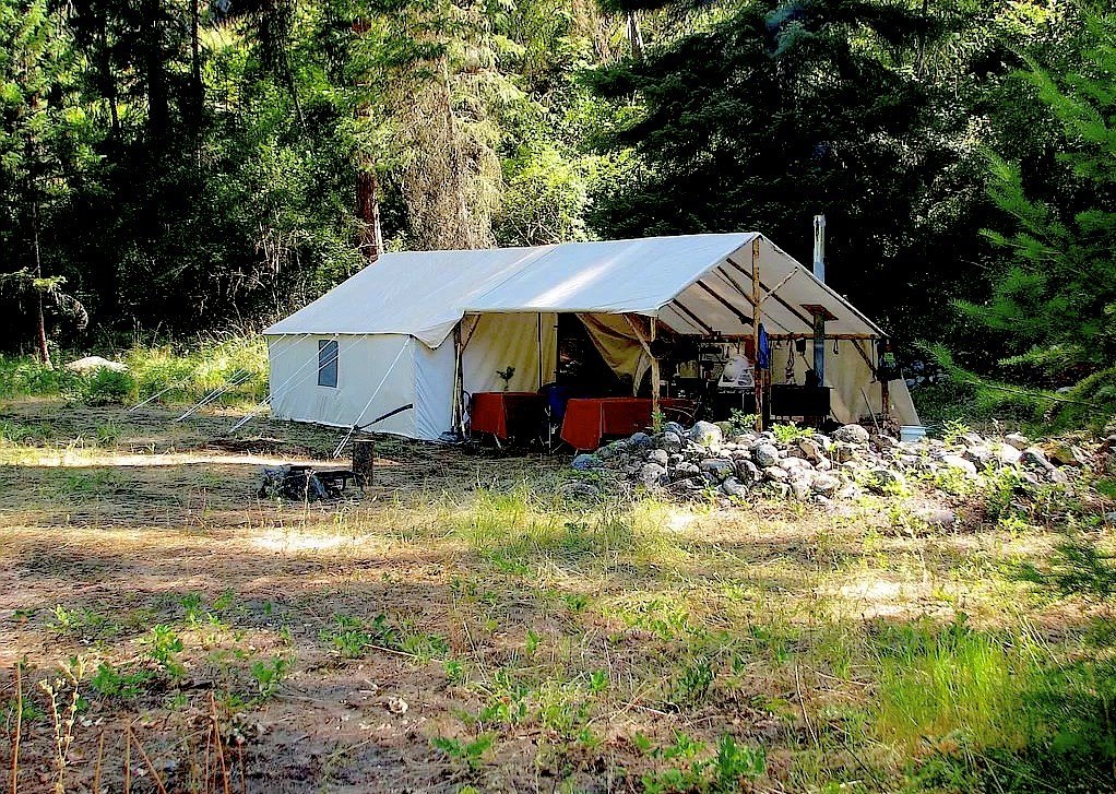 Riggins, Idaho, 83549, United States, 1 Bedroom Bedrooms, ,Residential,For Sale,1762926