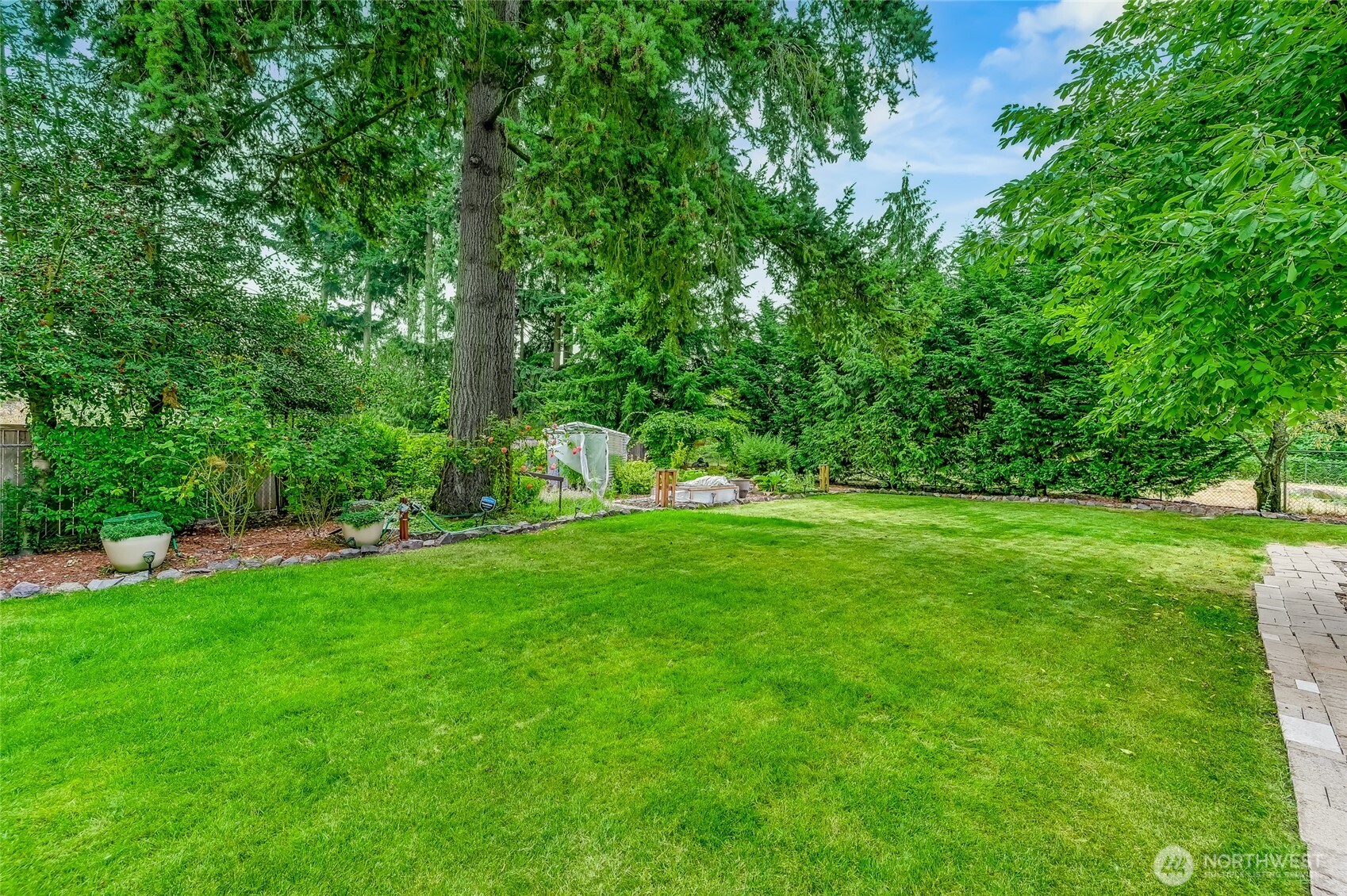 Puyallup, Washington, 98374, United States, 3 Bedrooms Bedrooms, ,1 BathroomBathrooms,Residential,For Sale,1917065