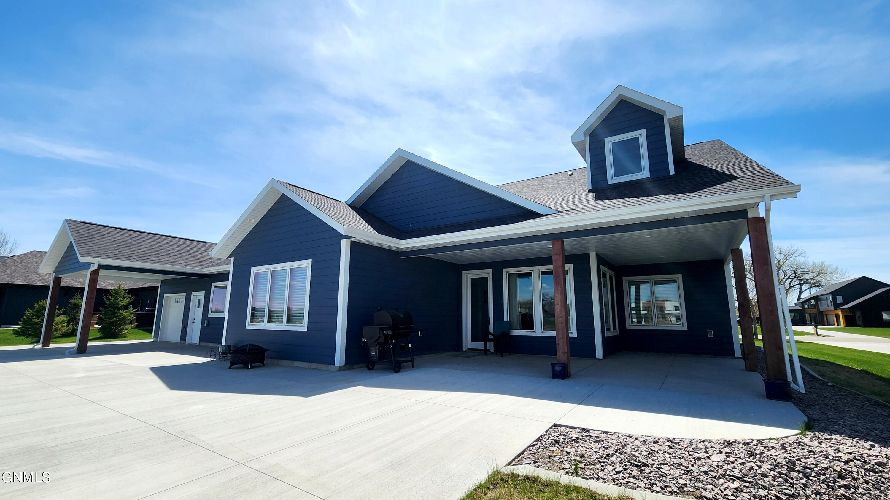 Bismarck, North Dakota, 58503, United States, 3 Bedrooms Bedrooms, ,3 BathroomsBathrooms,Residential,For Sale,1995468