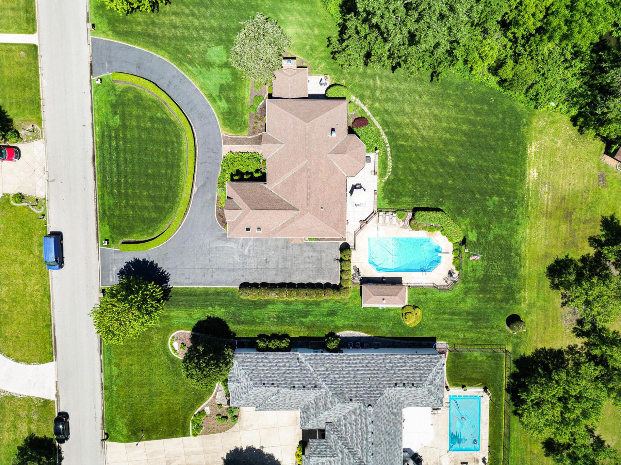 Dyer, Indiana, 46311, United States, 5 Bedrooms Bedrooms, ,5 BathroomsBathrooms,Residential,For Sale,2001175