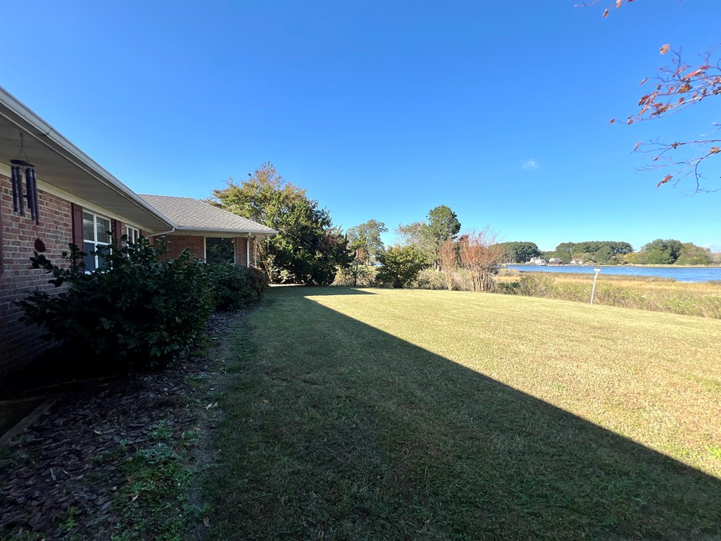 Onancock, Virginia, 23417, United States, 2 Bedrooms Bedrooms, ,2 BathroomsBathrooms,Residential,For Sale,1971701