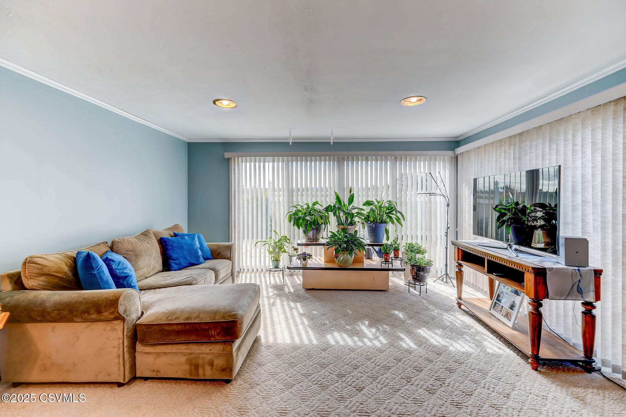 Berwick, Pennsylvania, 18603, United States, 4 Bedrooms Bedrooms, ,3 BathroomsBathrooms,Residential,For Sale,1979458