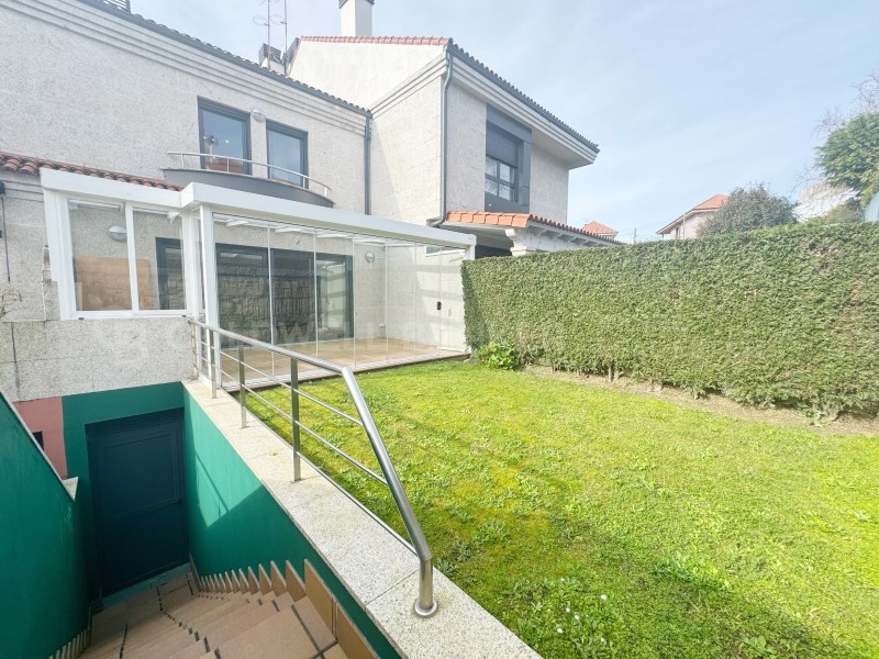 Pontevedra, Vigo, Castrelos - S?rdoma, S?rdoma Pon, Vigo, Galicia, ES, 4 Bedrooms Bedrooms, ,4 BathroomsBathrooms,Residential,For Sale,Pontevedra, Vigo, Castrelos - S?rdoma, S?rdoma Pon,1479301